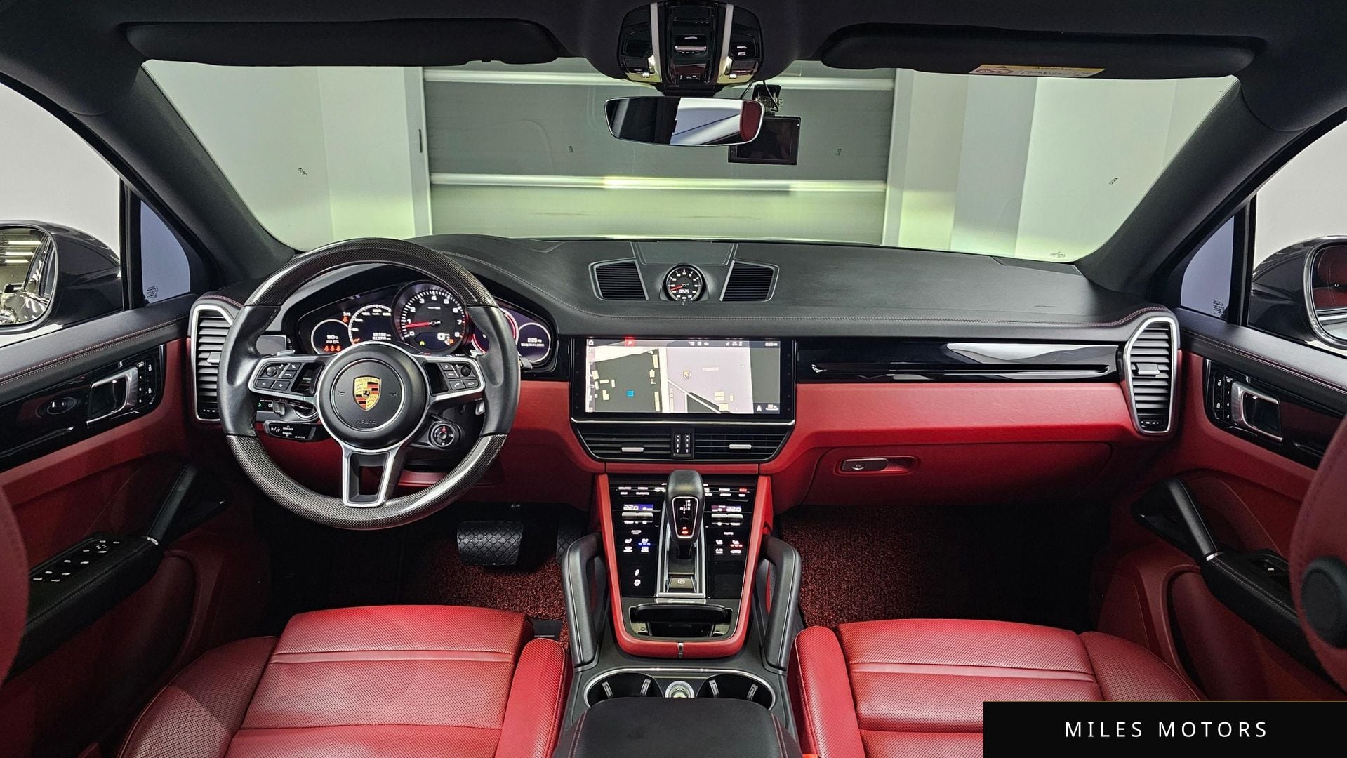 Porsche Cayenne 2021 — миниатюра 7