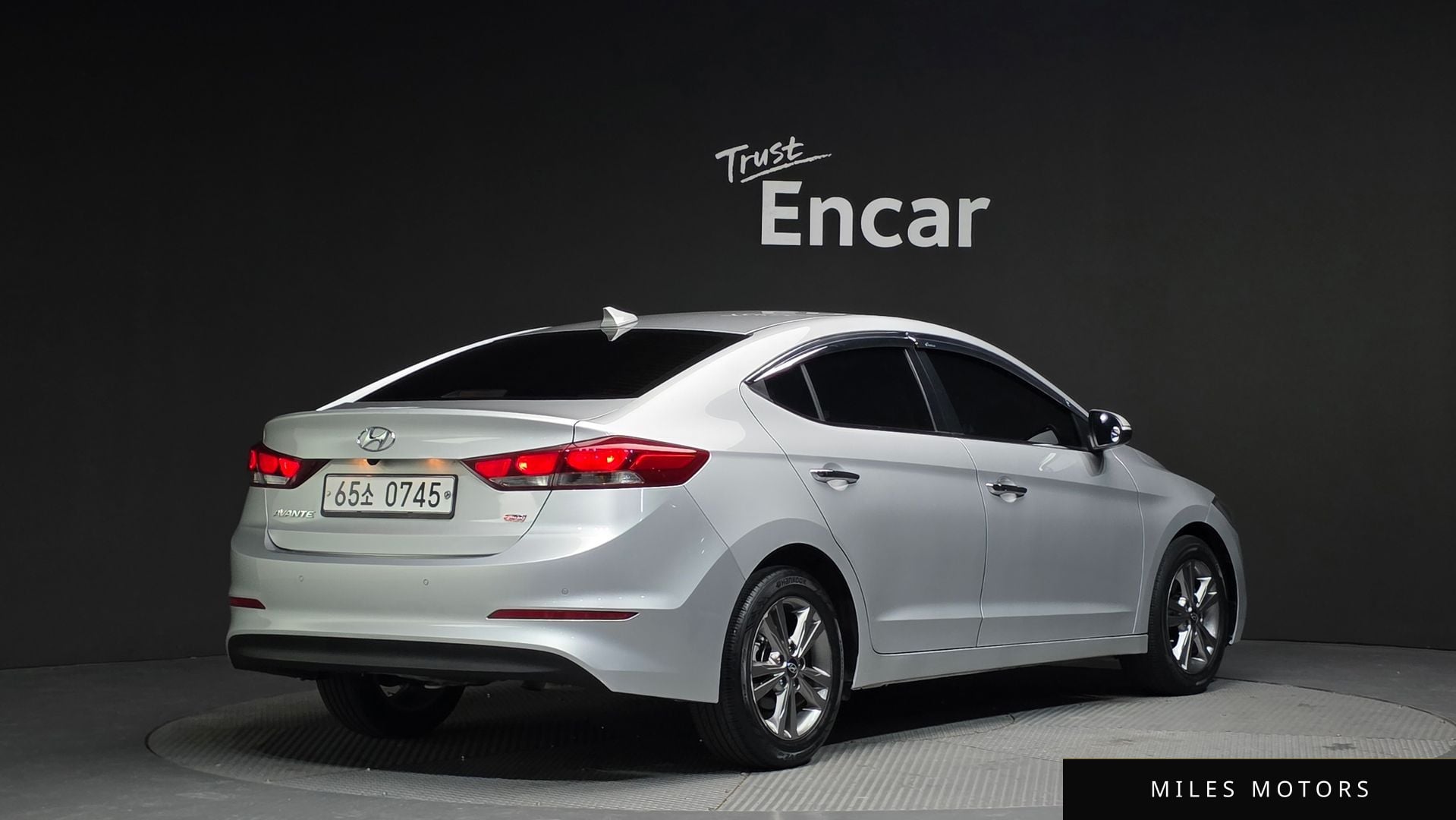 Hyundai AVANTE 2016 — миниатюра 2