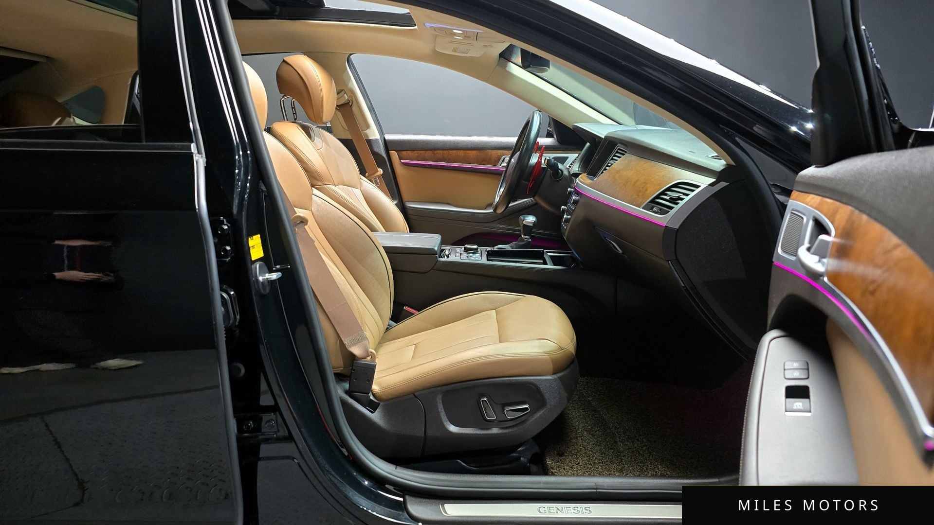Hyundai Genesis 2016 — миниатюра 10