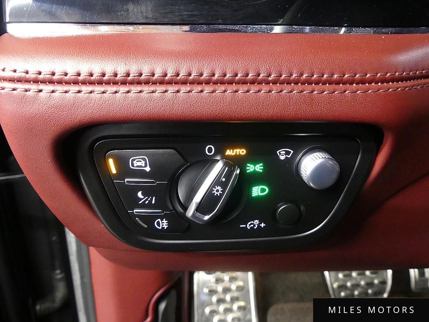 Bentley Bentayga 2020 — миниатюра 13