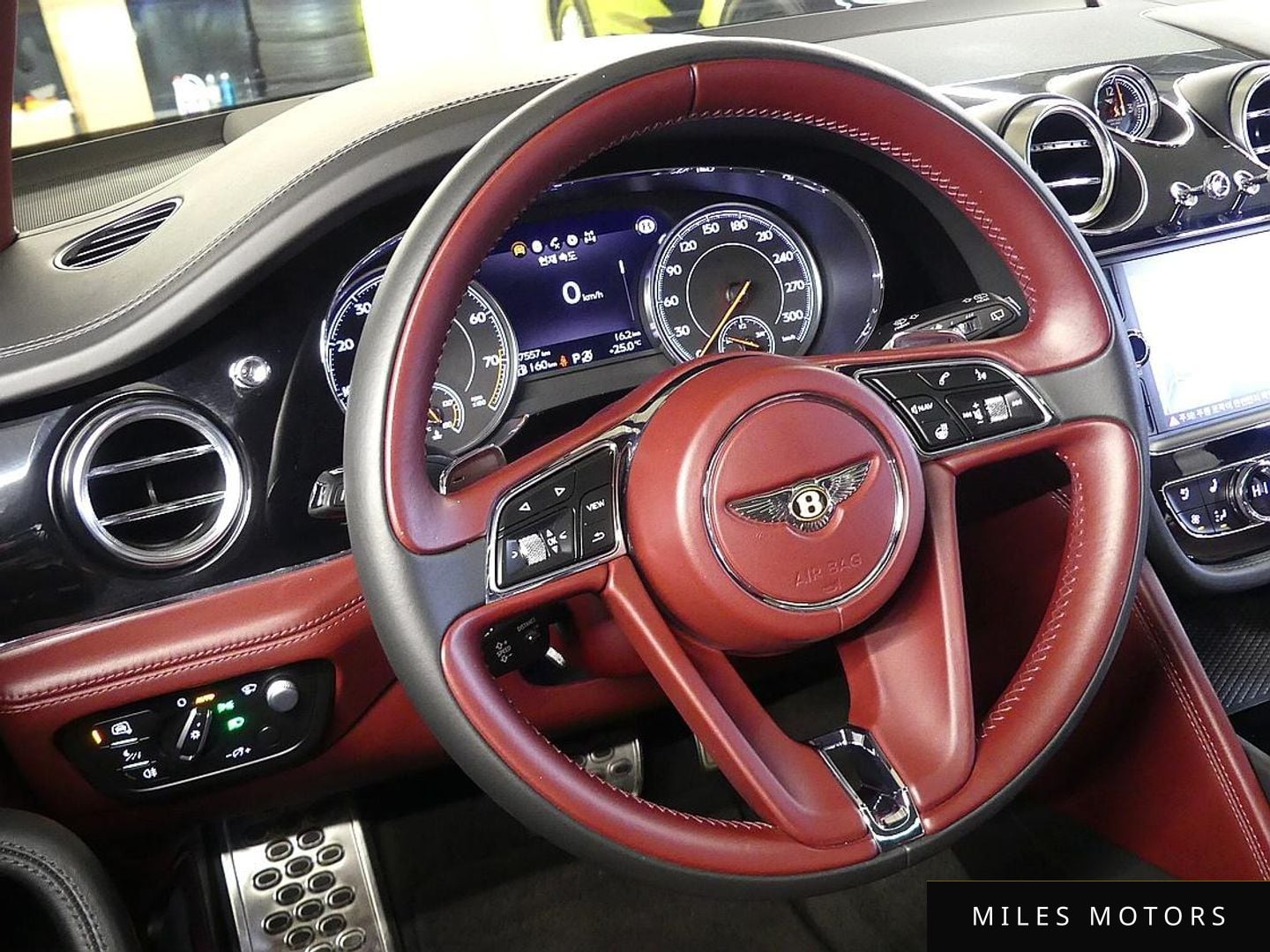Bentley Bentayga 2020 — миниатюра 14
