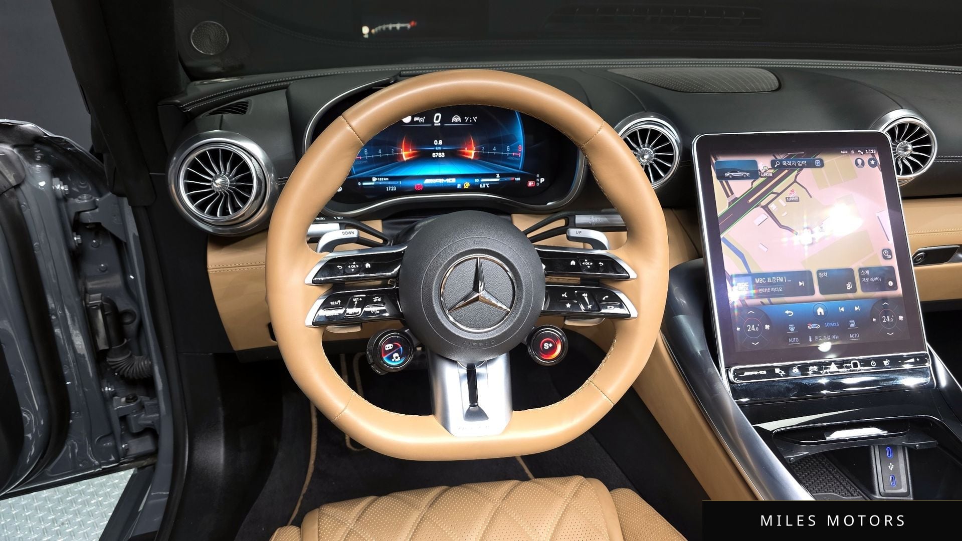 Mercedes-Benz SL-Class R232 2024 — миниатюра 13