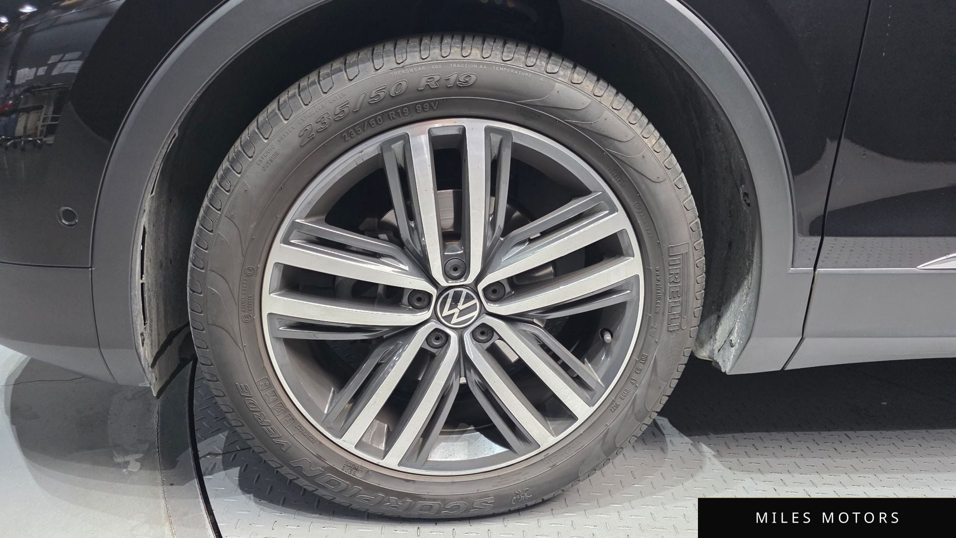Volkswagen Tiguan 2023 — миниатюра 5