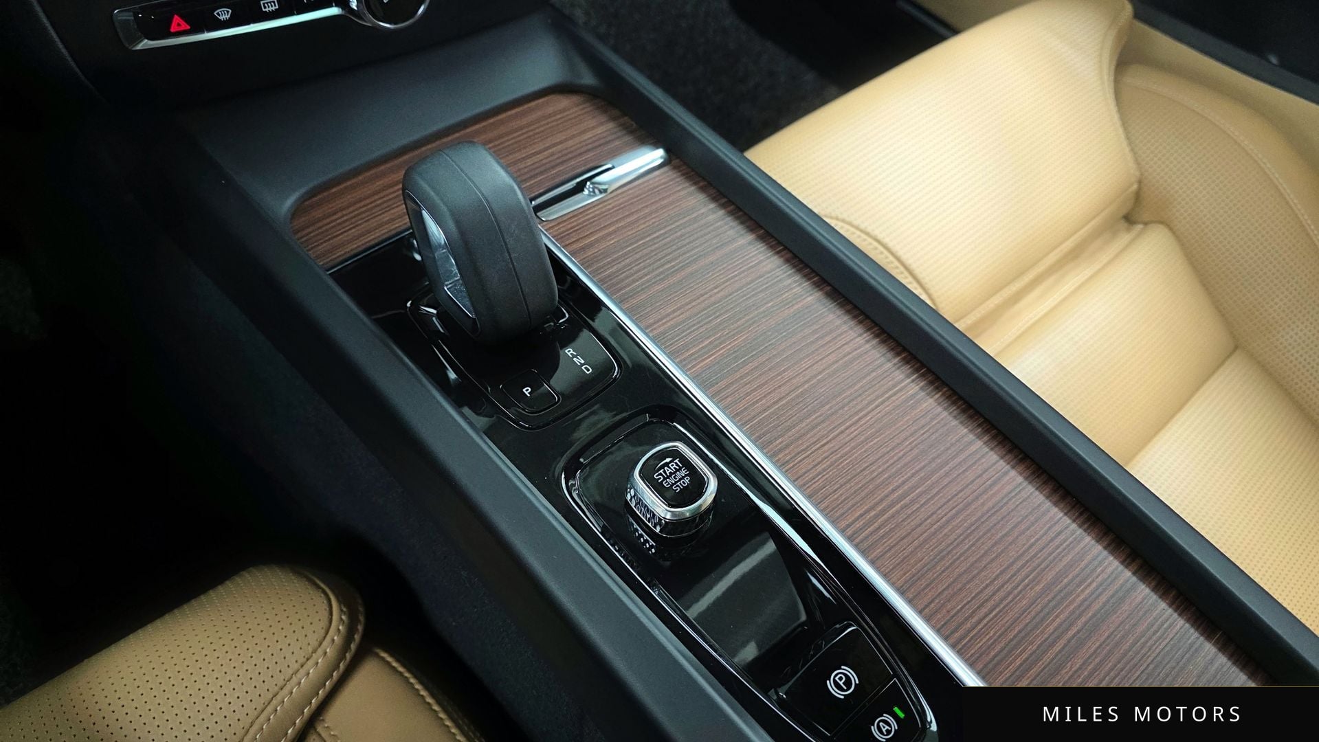 Volvo V60 2022 — миниатюра 9