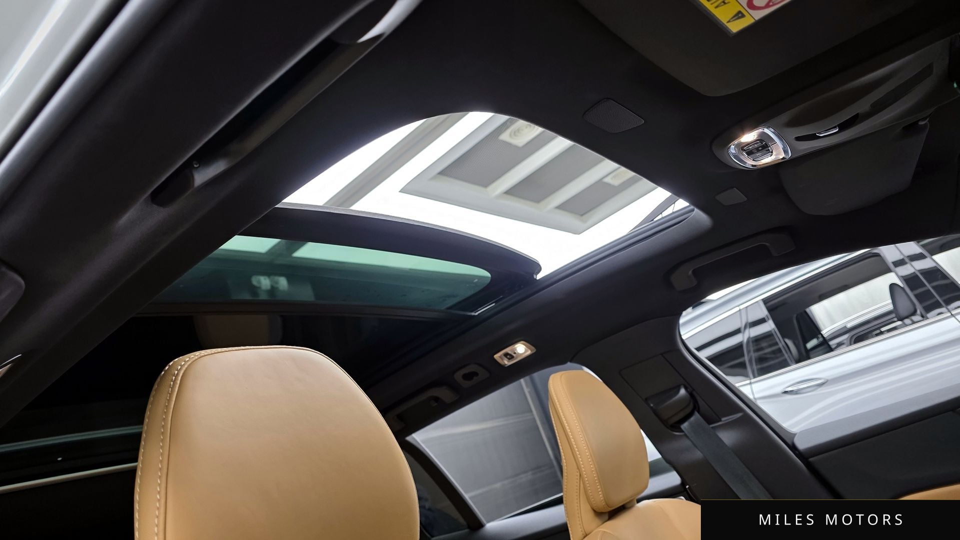 Volvo V60 2022 — миниатюра 17