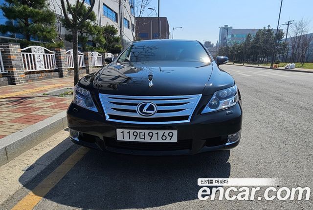 Лексус LS600hL 2011 — миниатюра 2