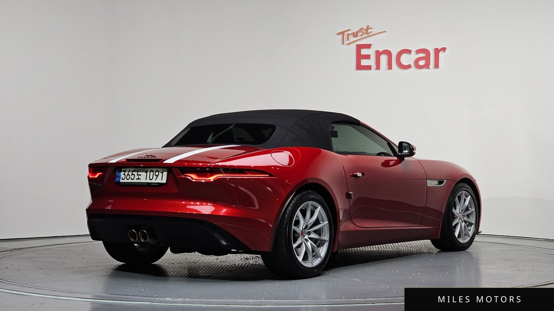 Jaguar F-TYPE 2021 — миниатюра 2