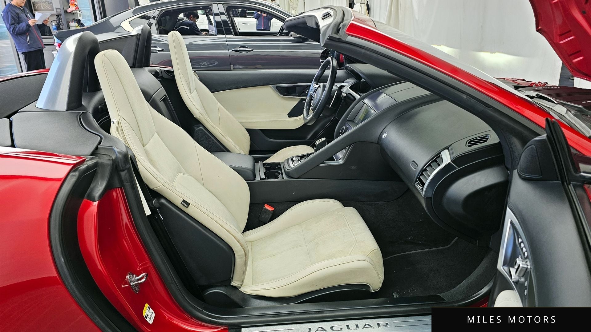 Jaguar F-TYPE 2021 — миниатюра 11