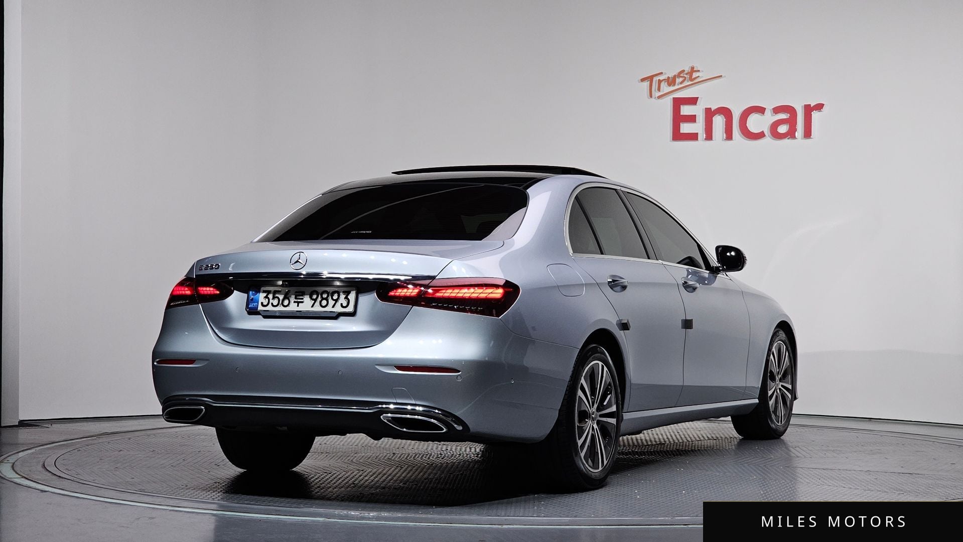 Mercedes-Benz E-Class W213 2021 — миниатюра 2