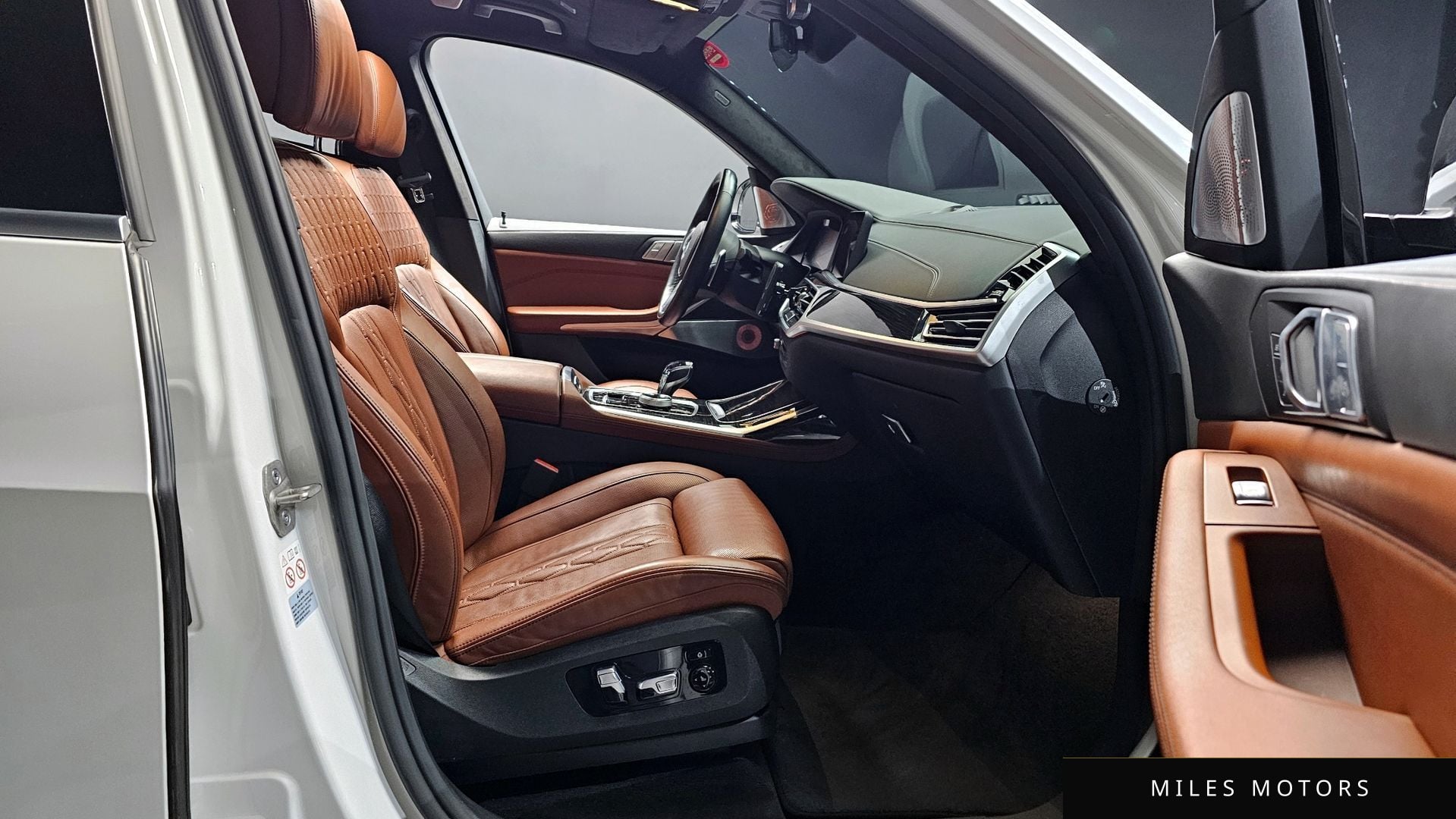 BMW X7 (G07) 2021 — миниатюра 10