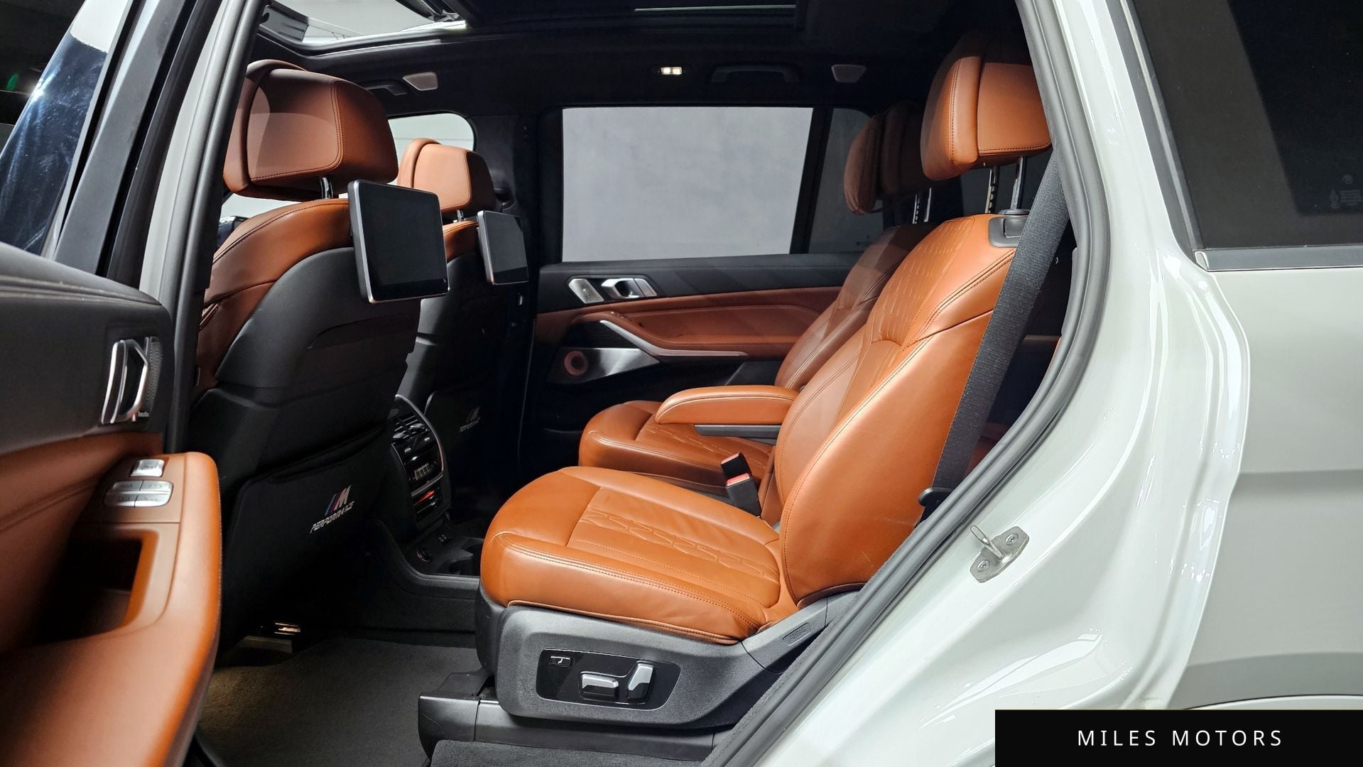 BMW X7 (G07) 2021 — миниатюра 12