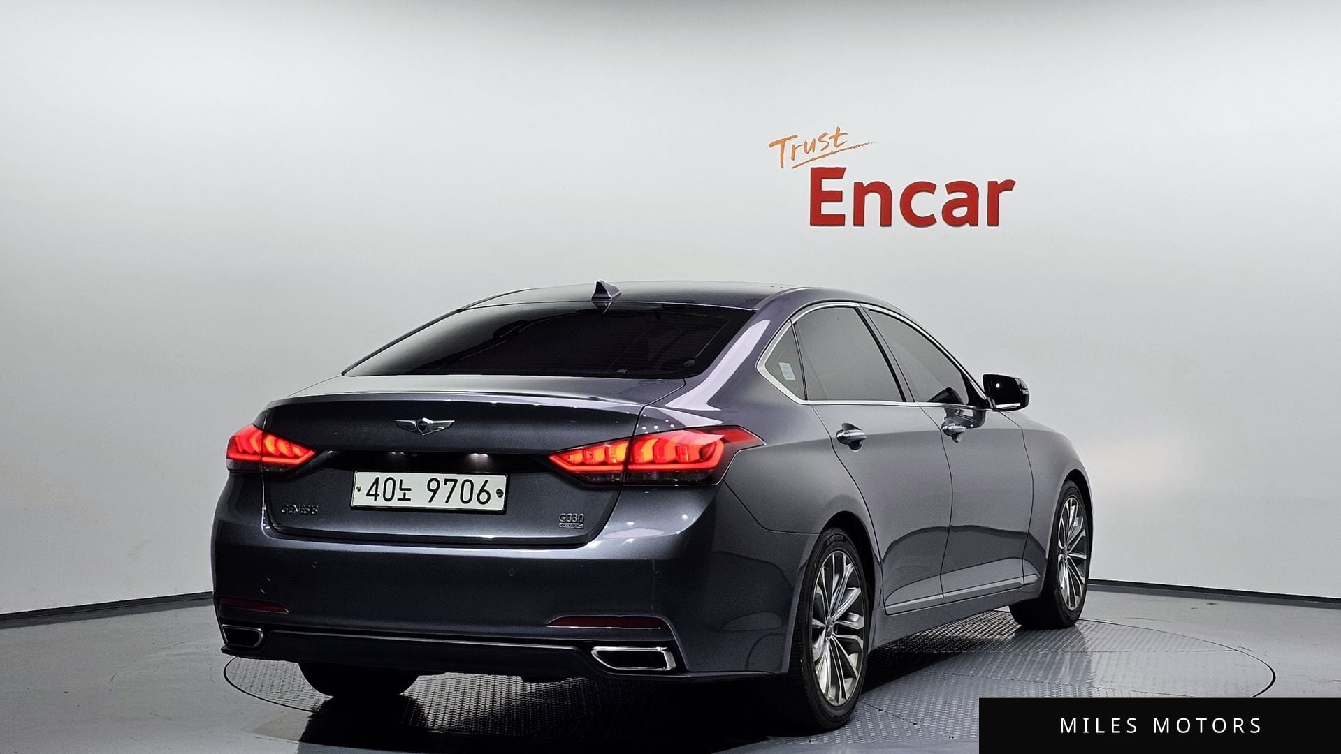Hyundai Genesis 2015 — миниатюра 2