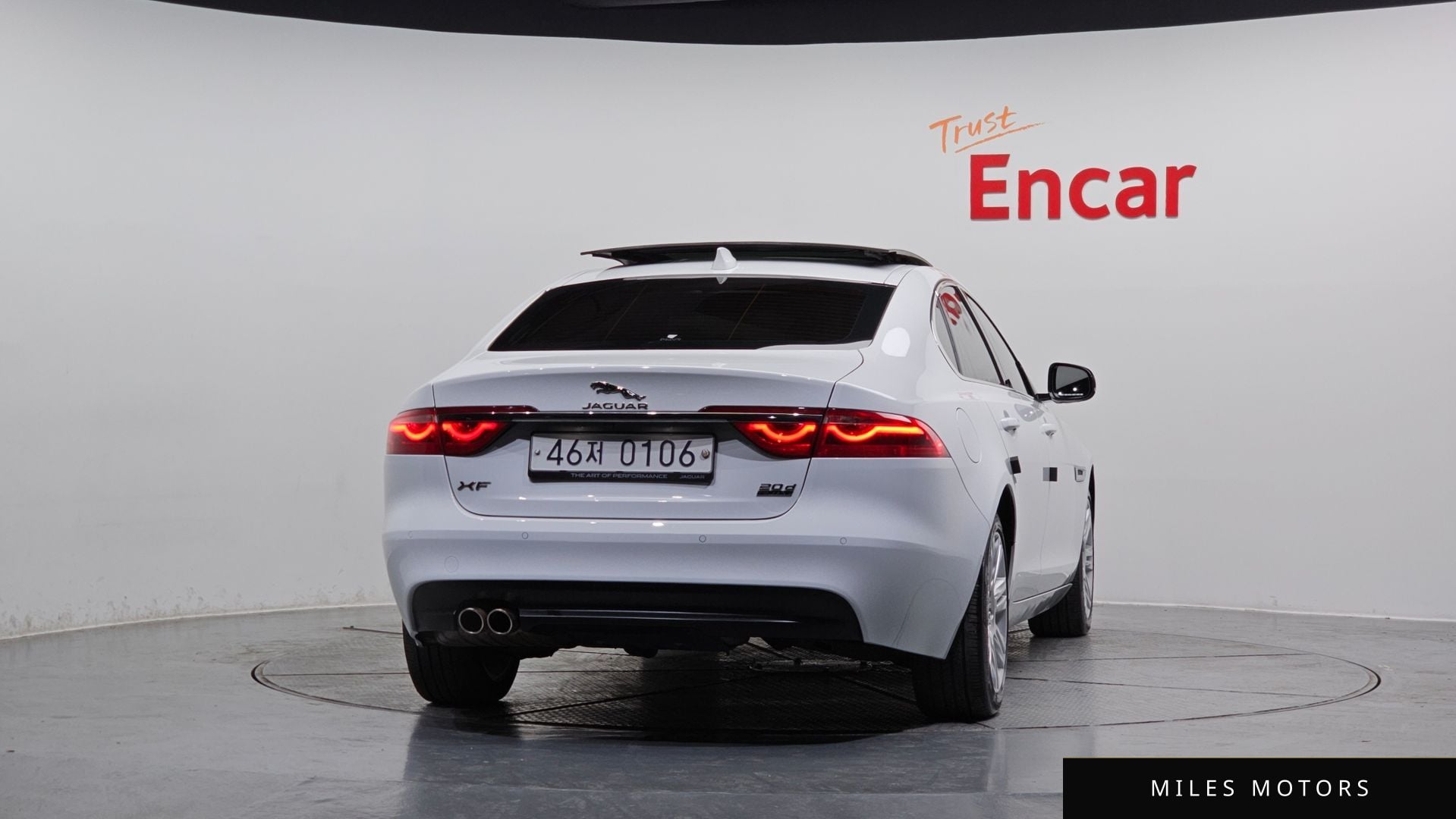 Jaguar XF (X260) 2017 — миниатюра 4