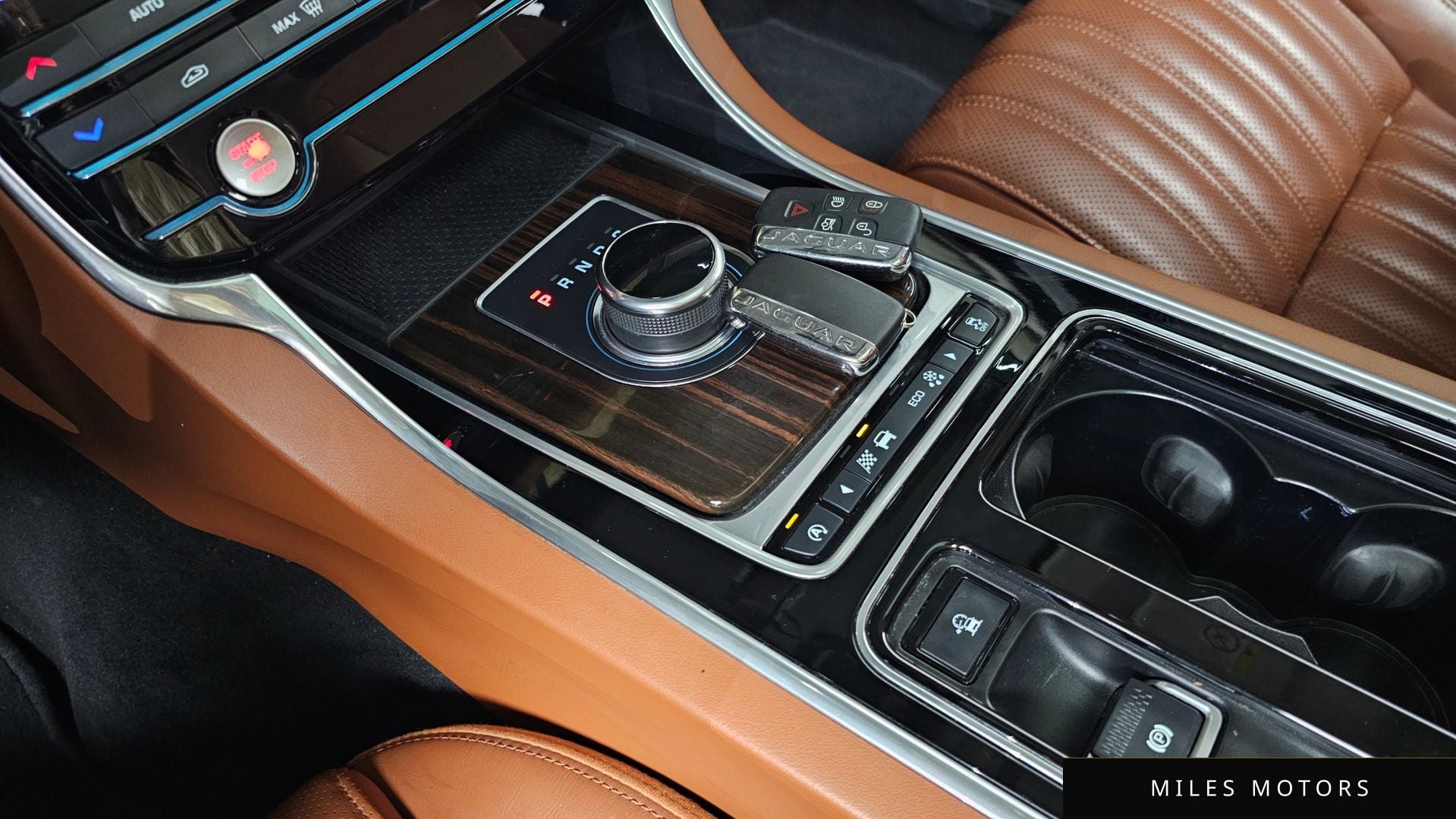 Jaguar XF (X260) 2017 — миниатюра 9