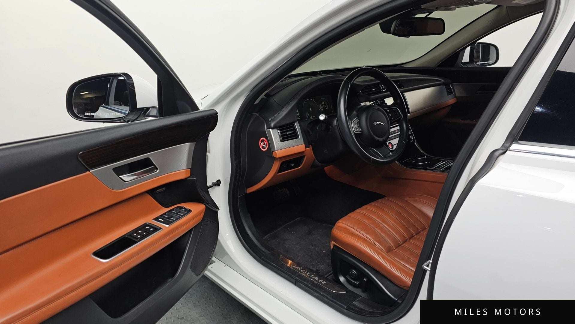 Jaguar XF (X260) 2017 — миниатюра 10