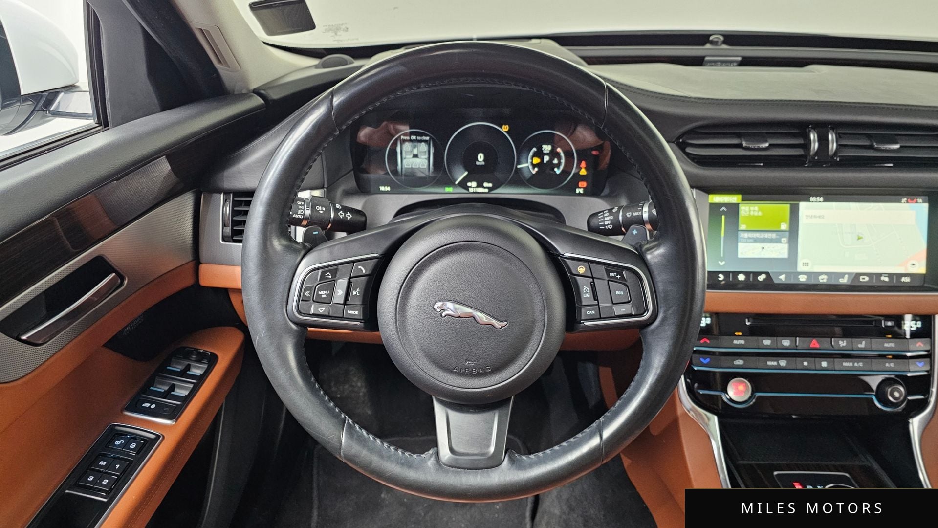 Jaguar XF (X260) 2017 — миниатюра 13