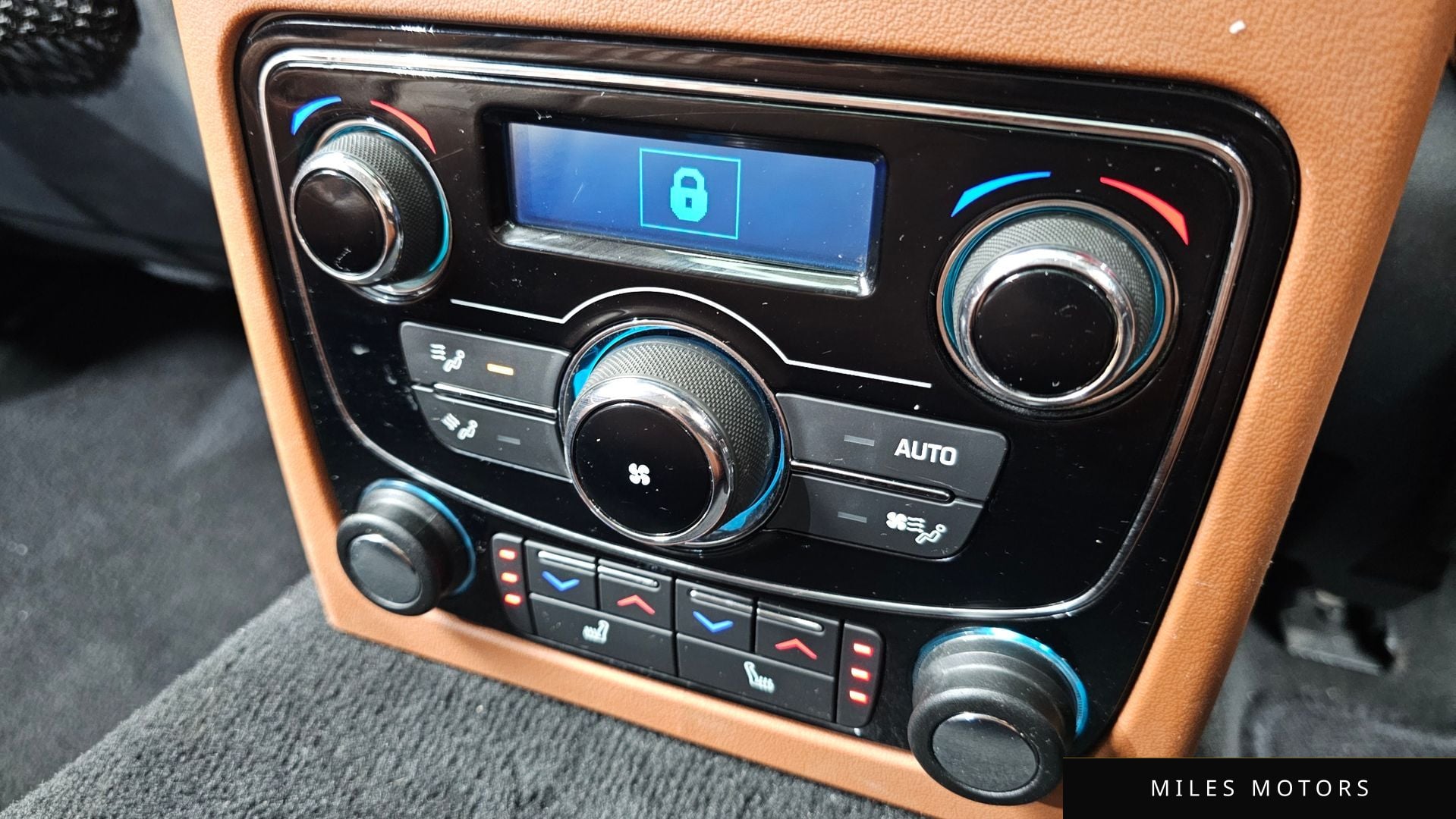 Jaguar XF (X260) 2017 — миниатюра 18