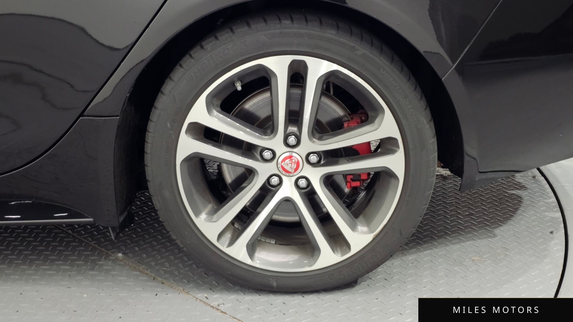 Jaguar XE 2016 — миниатюра 5