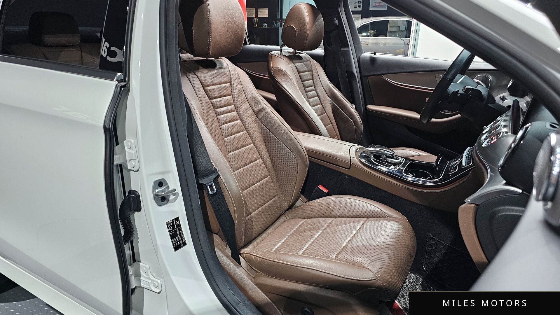 Mercedes-Benz E-Class W213 2019 — миниатюра 10