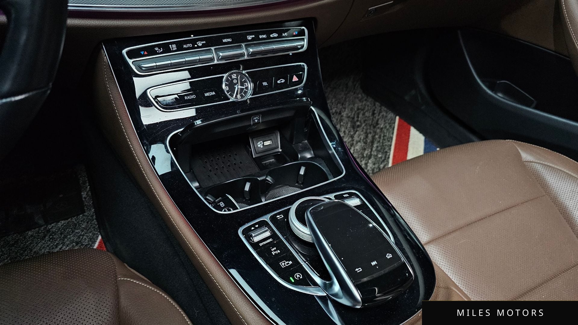 Mercedes-Benz E-Class W213 2019 — миниатюра 18