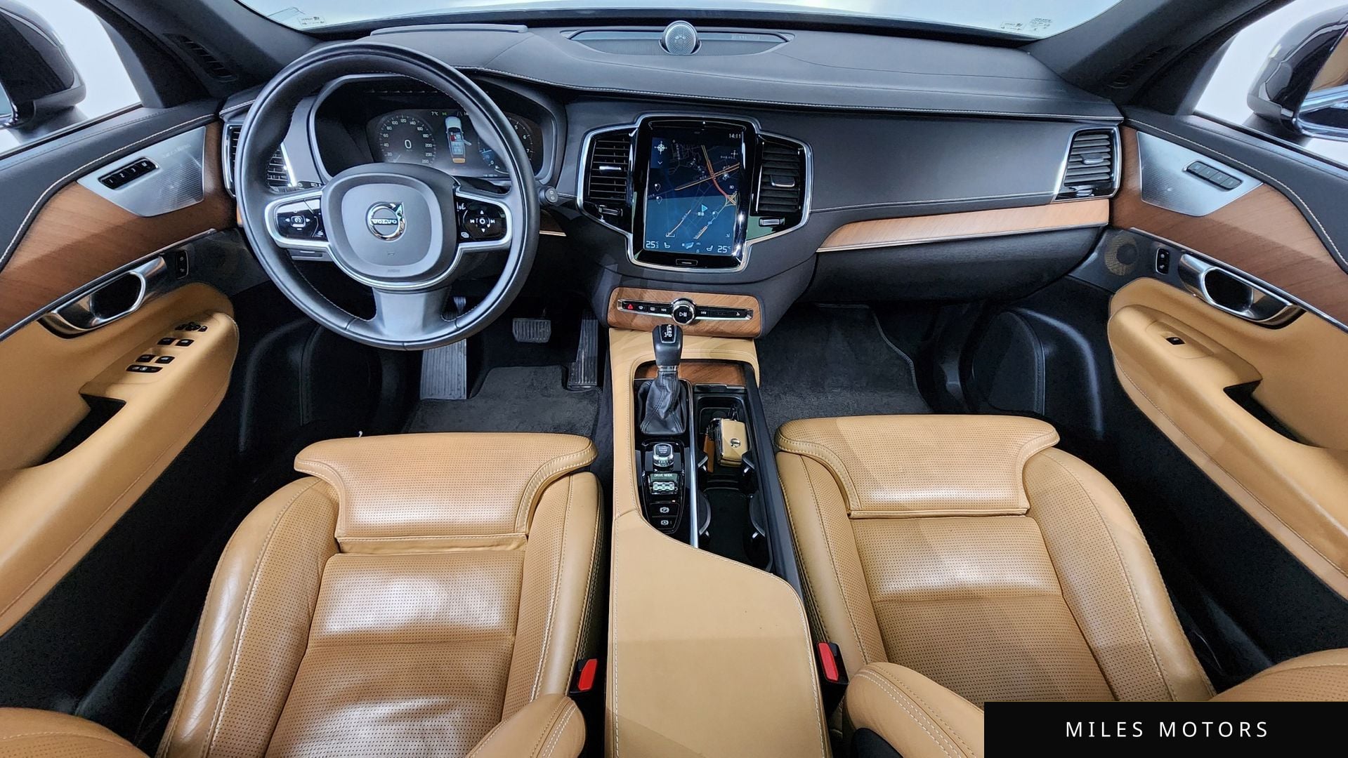 Volvo XC90 2019 — миниатюра 7