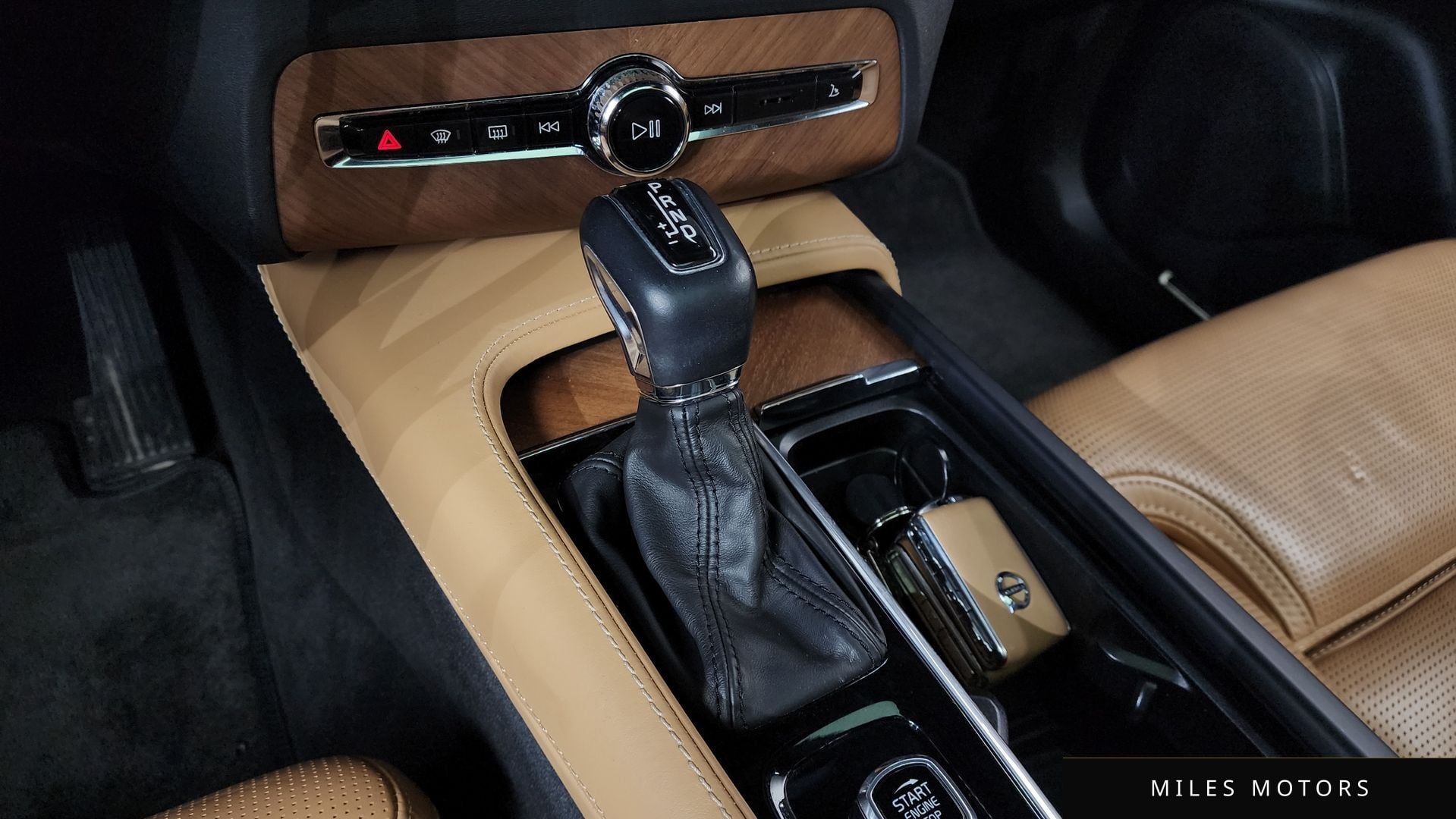 Volvo XC90 2019 — миниатюра 9