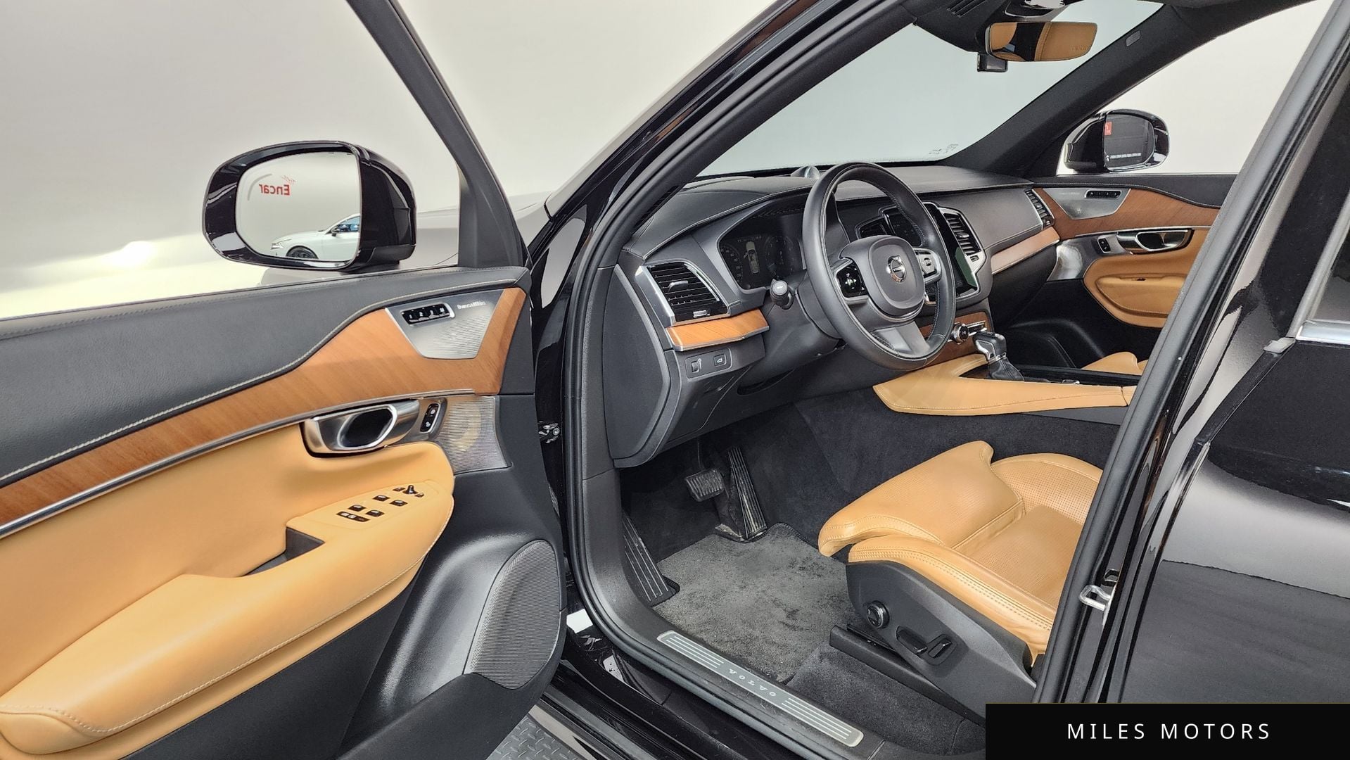 Volvo XC90 2019 — миниатюра 10