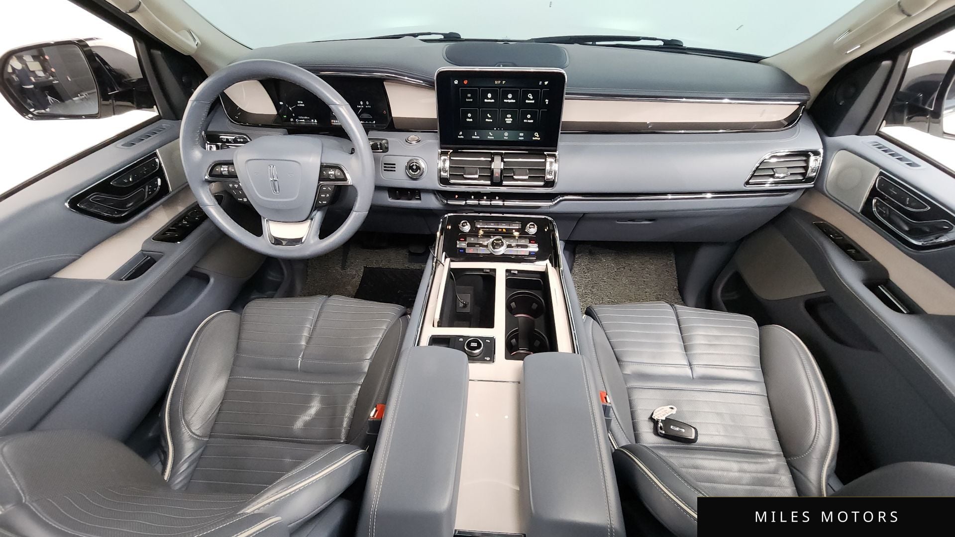 Lincoln Navigator 2020 — миниатюра 7