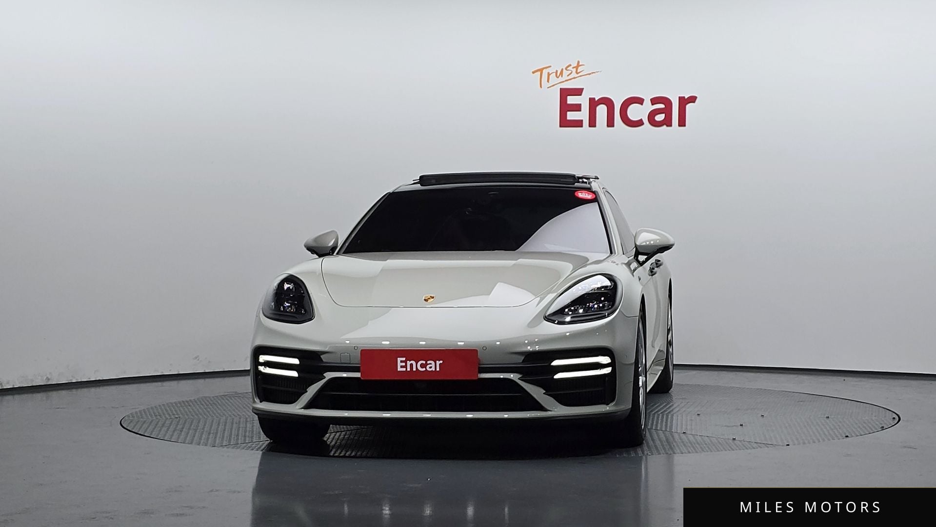Porsche Panamera 2021 — миниатюра 3