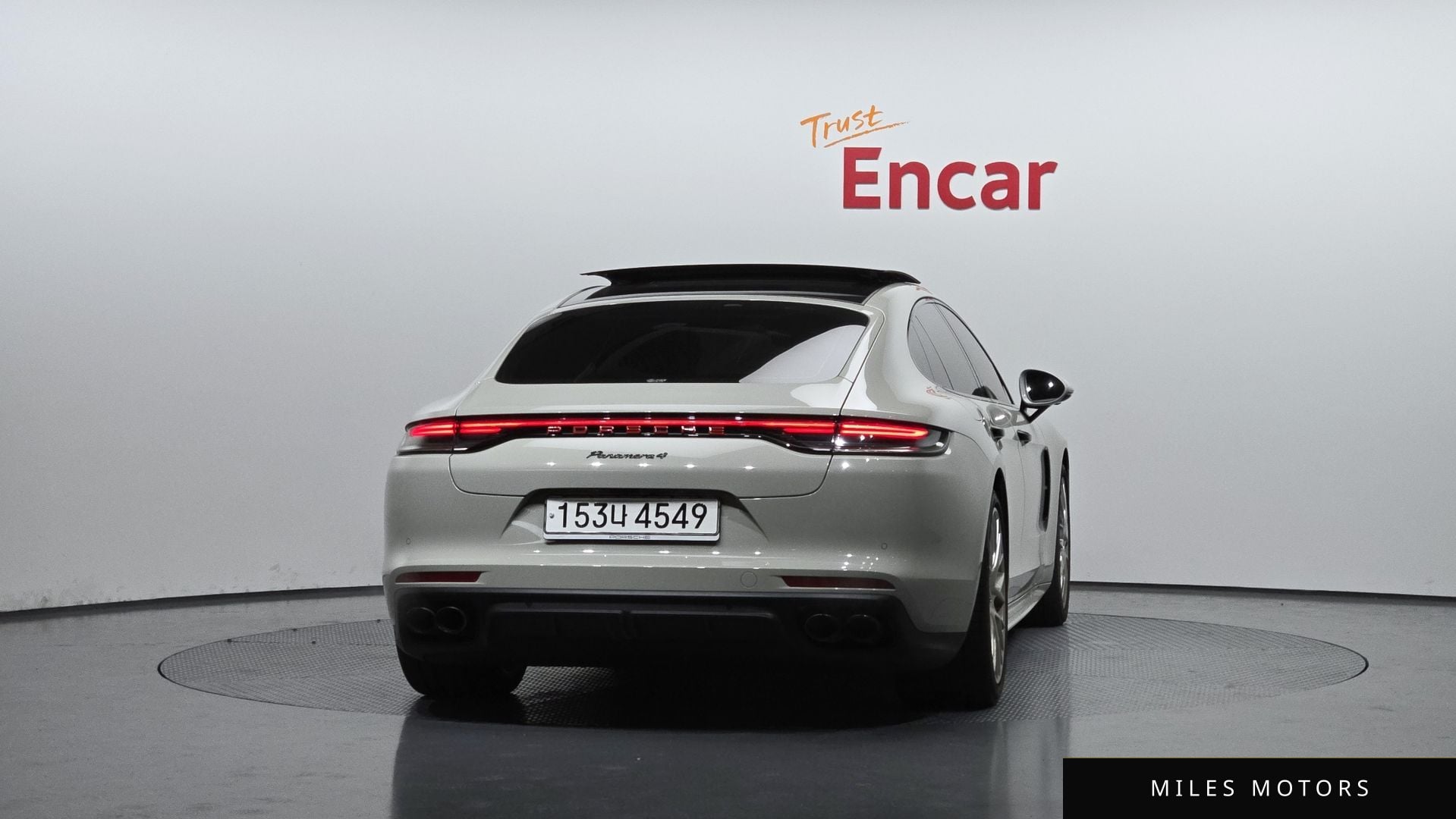 Porsche Panamera 2021 — миниатюра 4