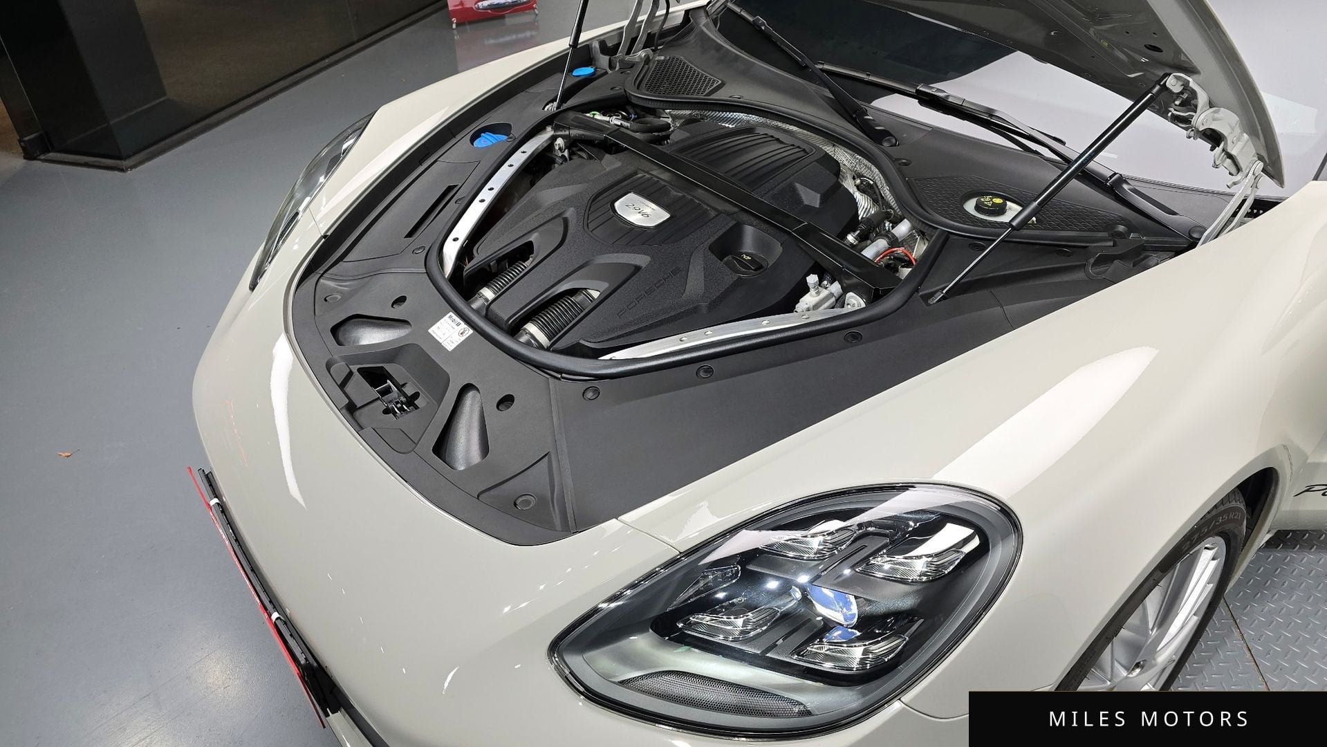 Porsche Panamera 2021 — миниатюра 6