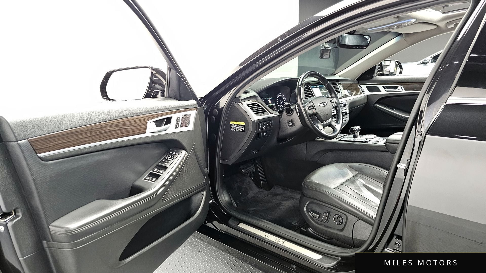 Genesis G80 2018 — миниатюра 11