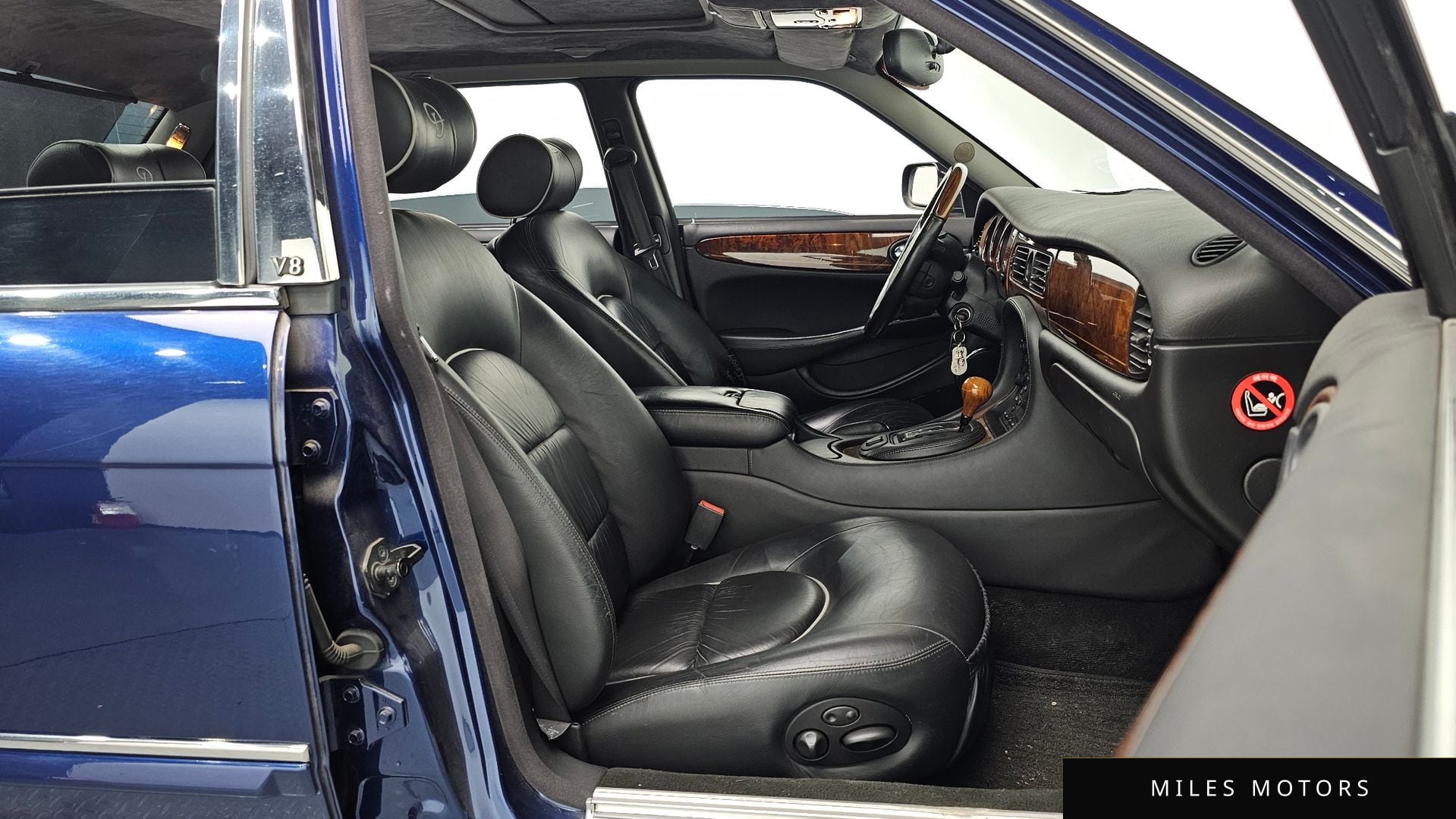 Jaguar 다임러 2002 — миниатюра 10