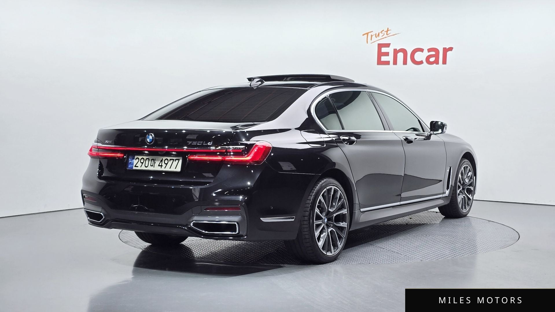 BMW 7 Series (G11) 2020 — миниатюра 2
