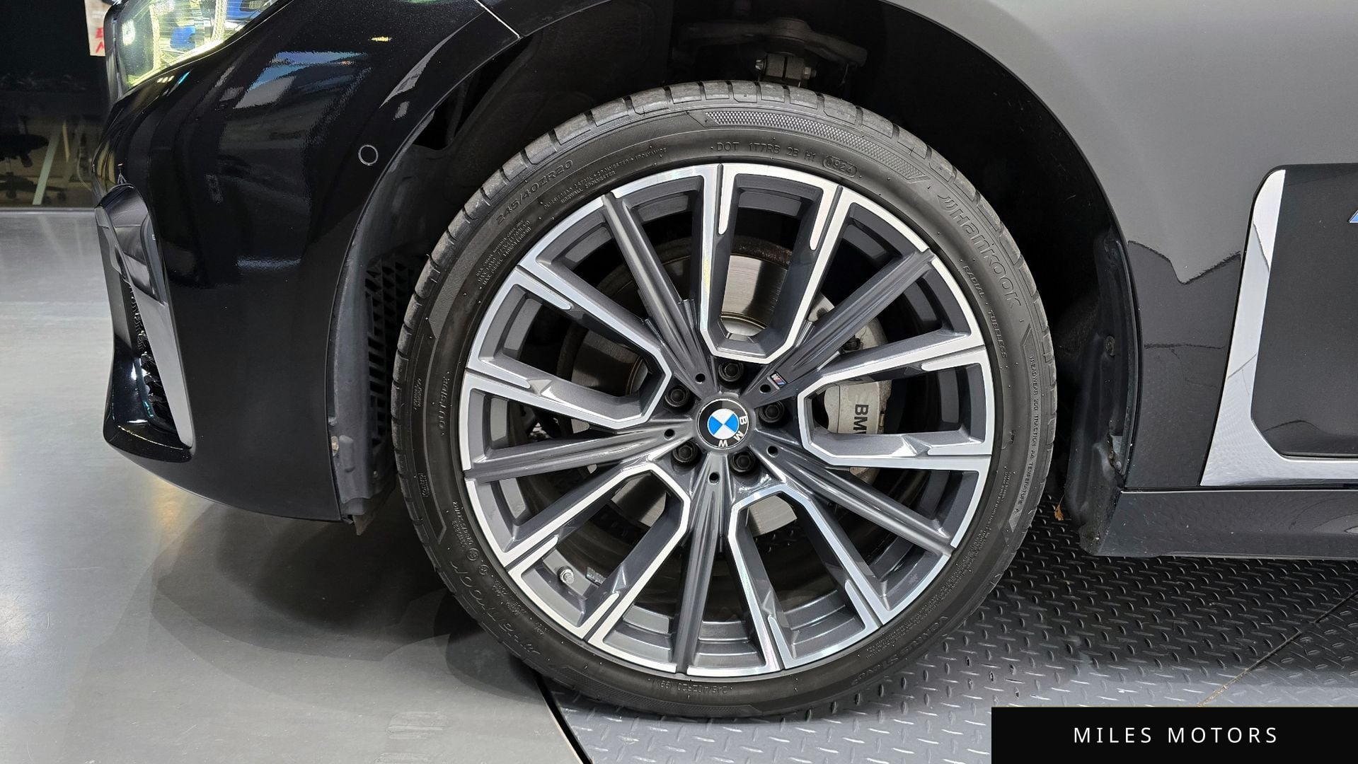 BMW 7 Series (G11) 2020 — миниатюра 5