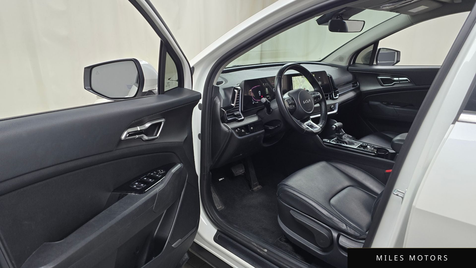 Kia Sportage 2022 — миниатюра 10
