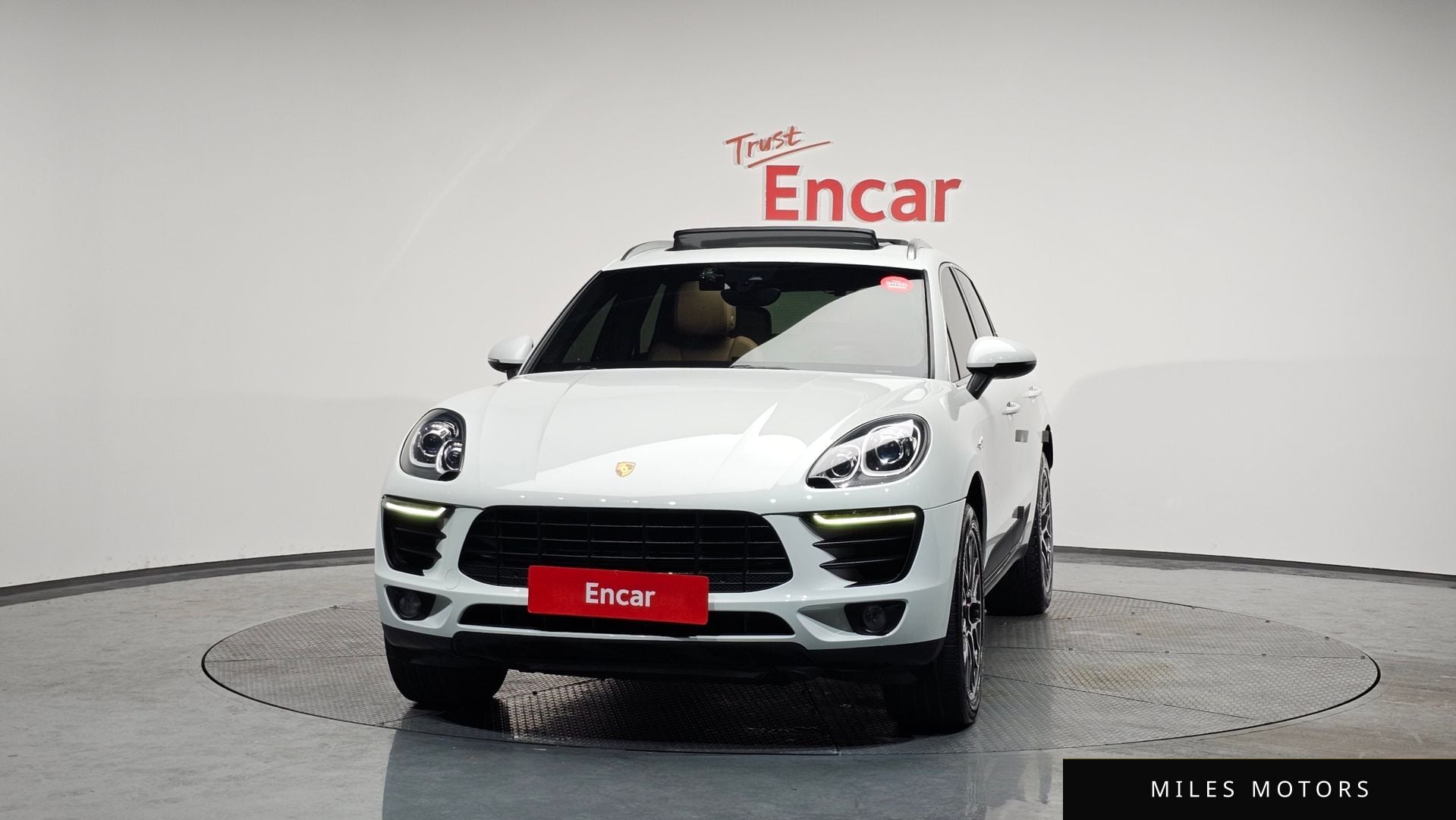 Porsche Macan 2017 — миниатюра 3