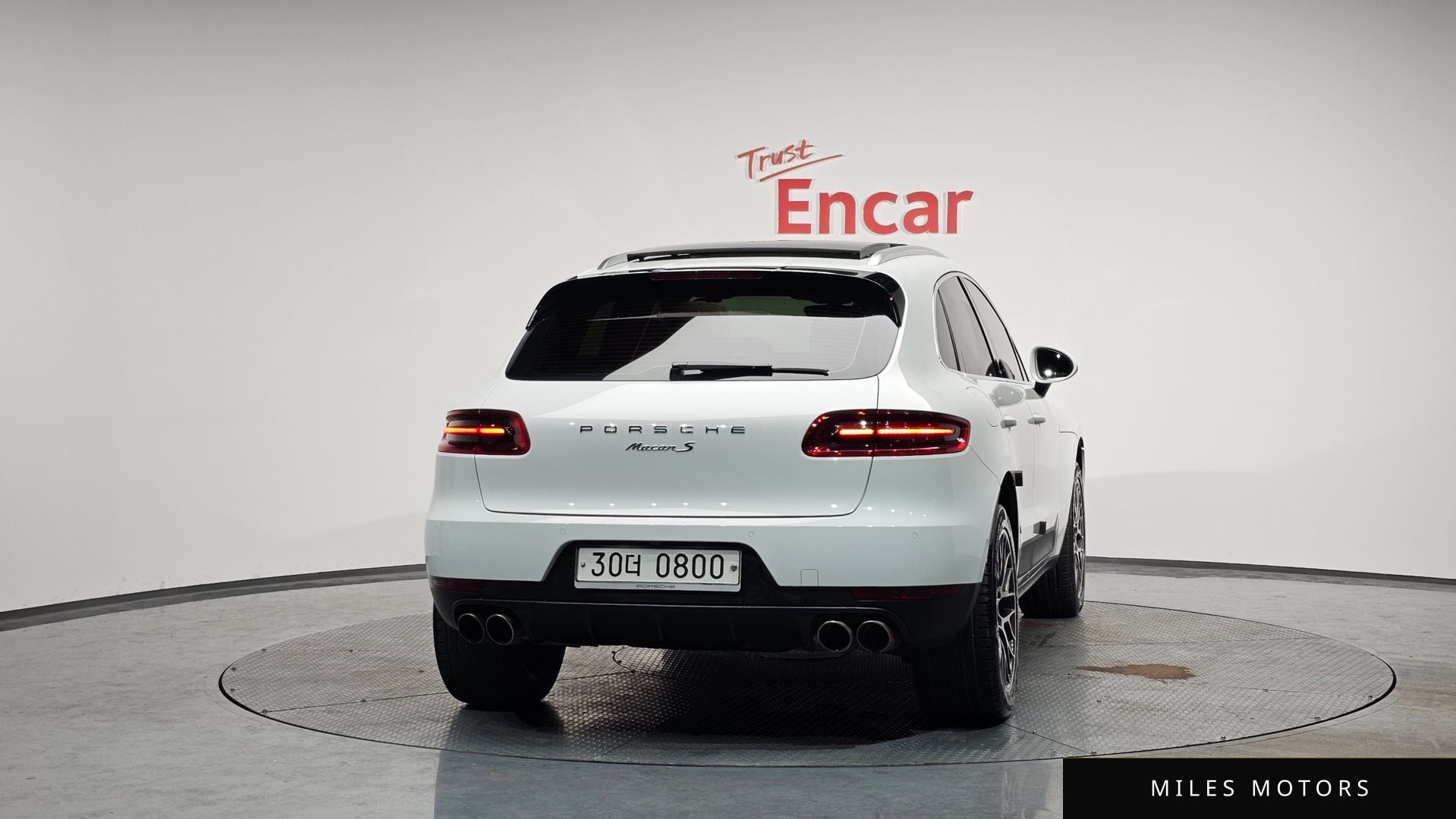 Porsche Macan 2017 — миниатюра 4