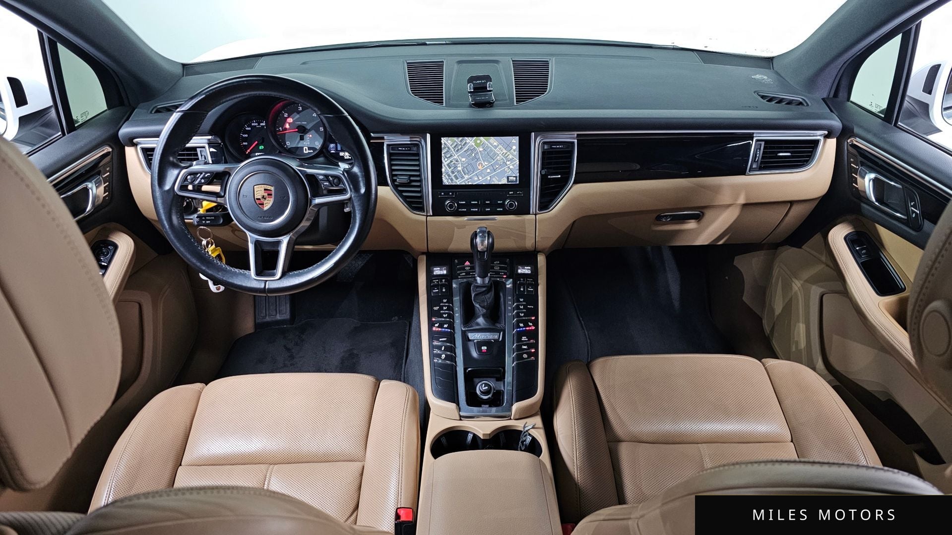 Porsche Macan 2017 — миниатюра 7