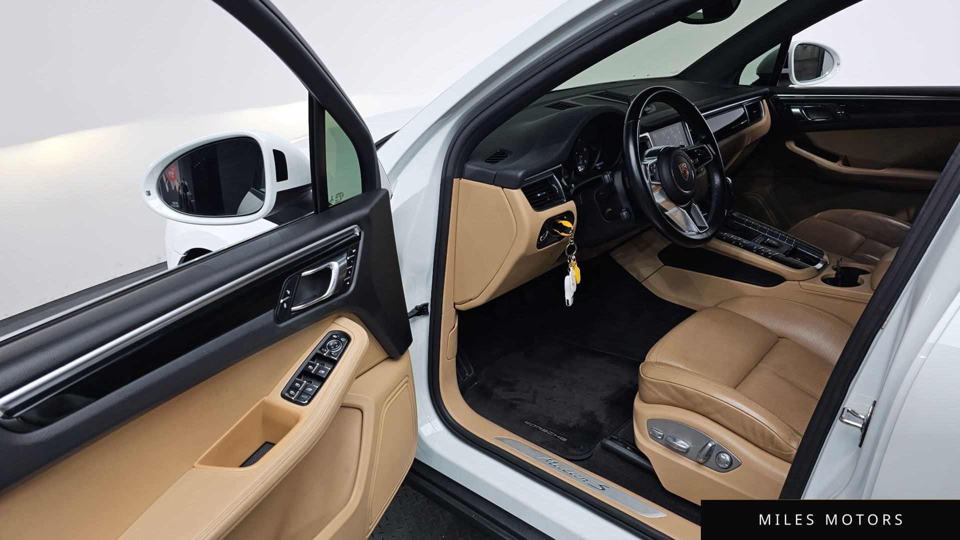 Porsche Macan 2017 — миниатюра 11