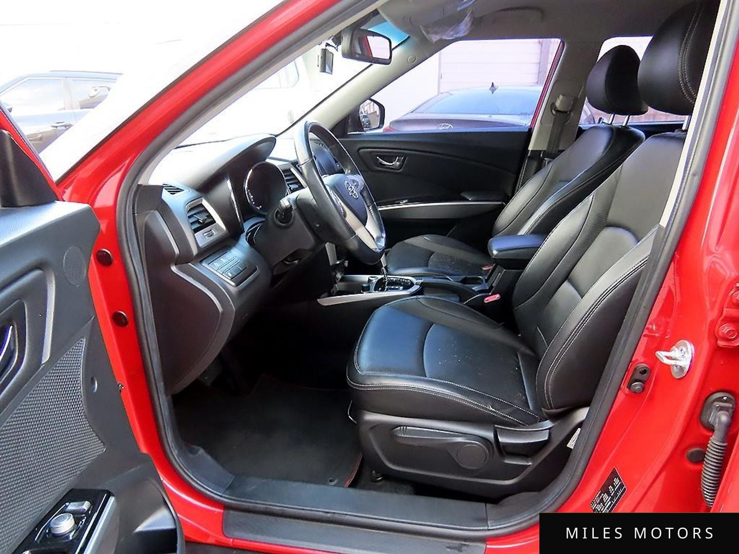 KG Mobility Tivoli 2015 — миниатюра 5
