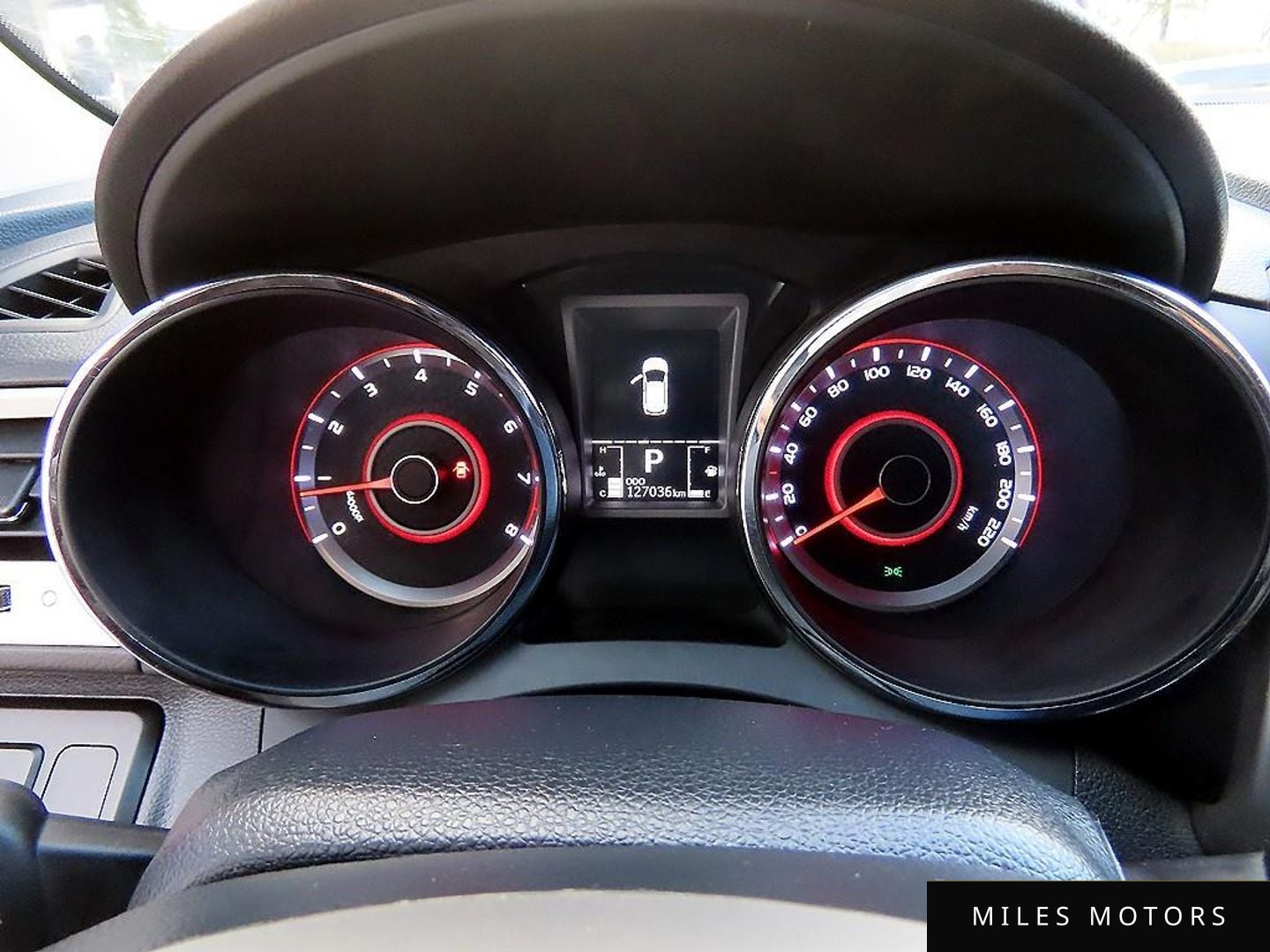 KG Mobility Tivoli 2015 — миниатюра 9