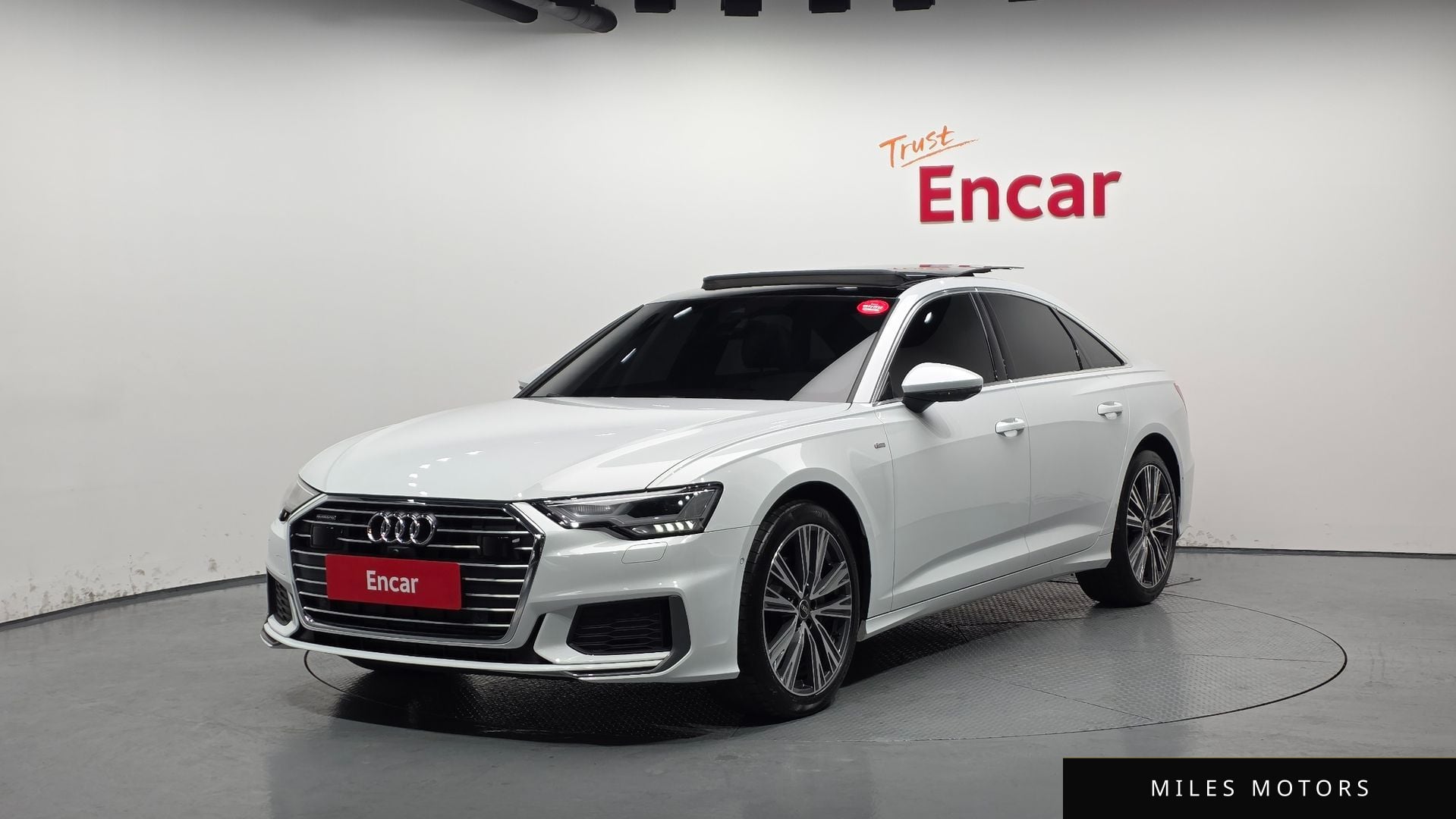 Audi A6 (C8) 2023 — фото 1 из 12