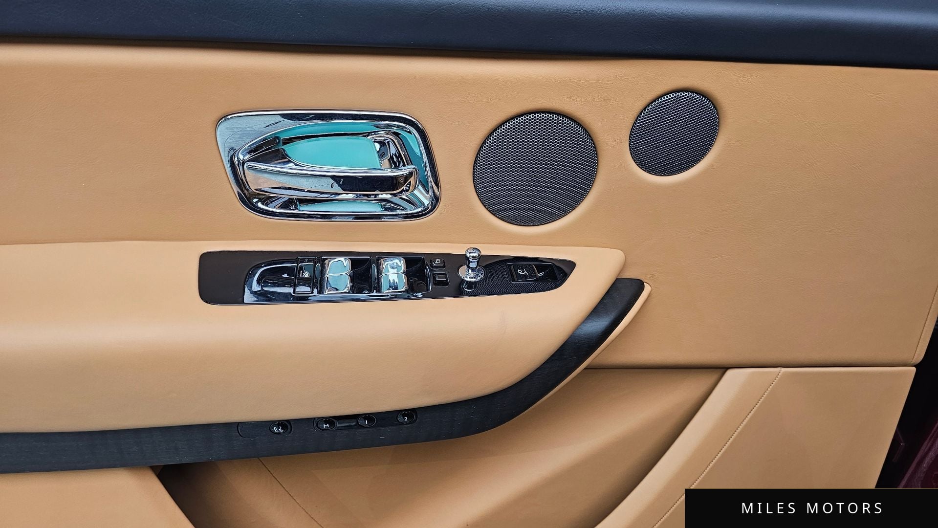 Rolls-Royce 컬리넌 2023 — миниатюра 17