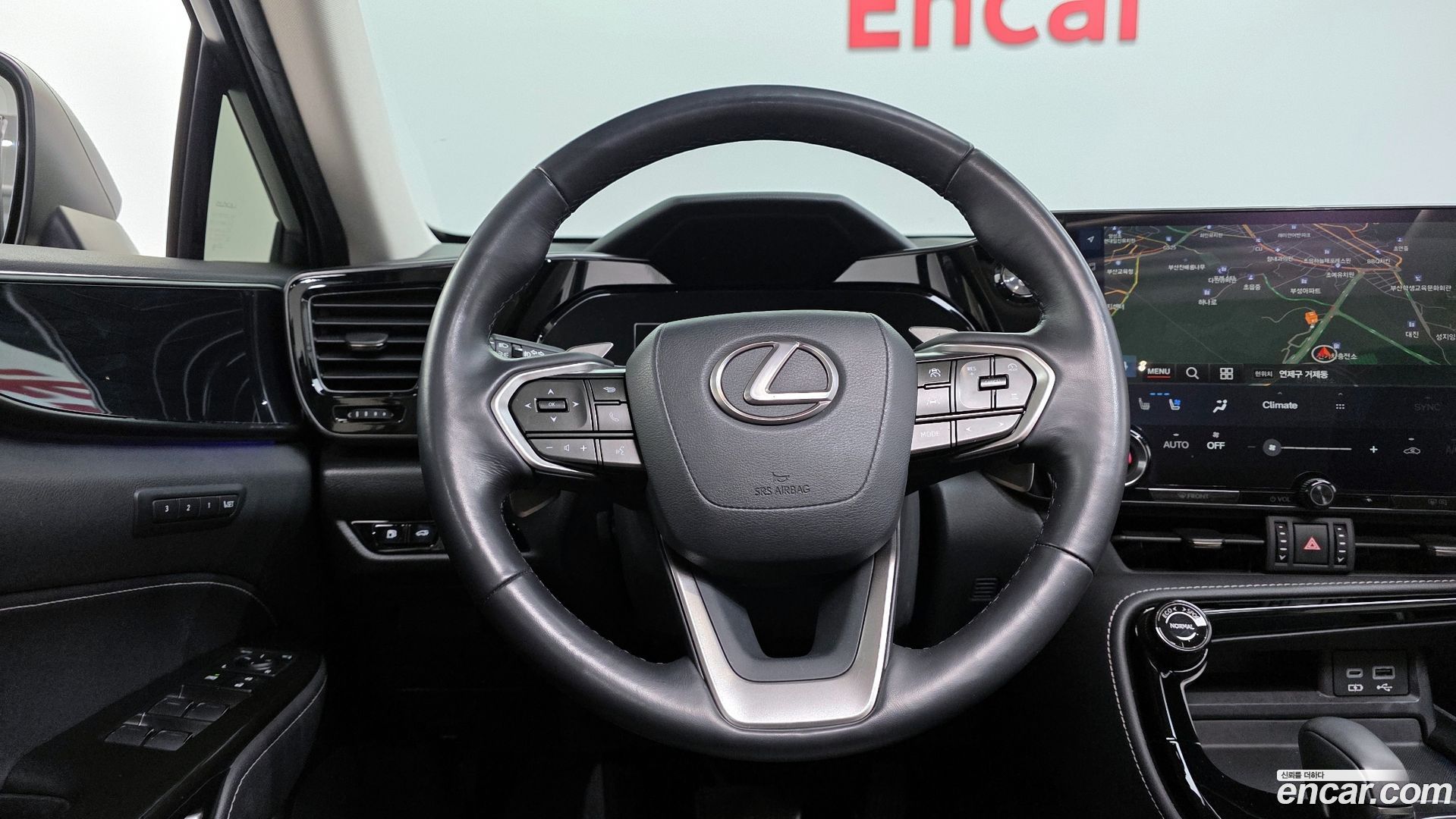 Лексус NX350h 2023 — миниатюра 13
