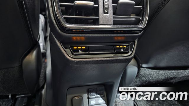 Лексус NX350h 2023 — миниатюра 18