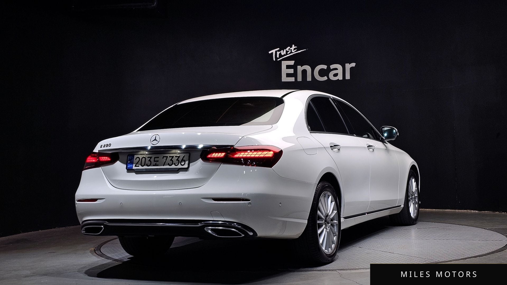 Mercedes-Benz E-Class W213 2022 — миниатюра 2