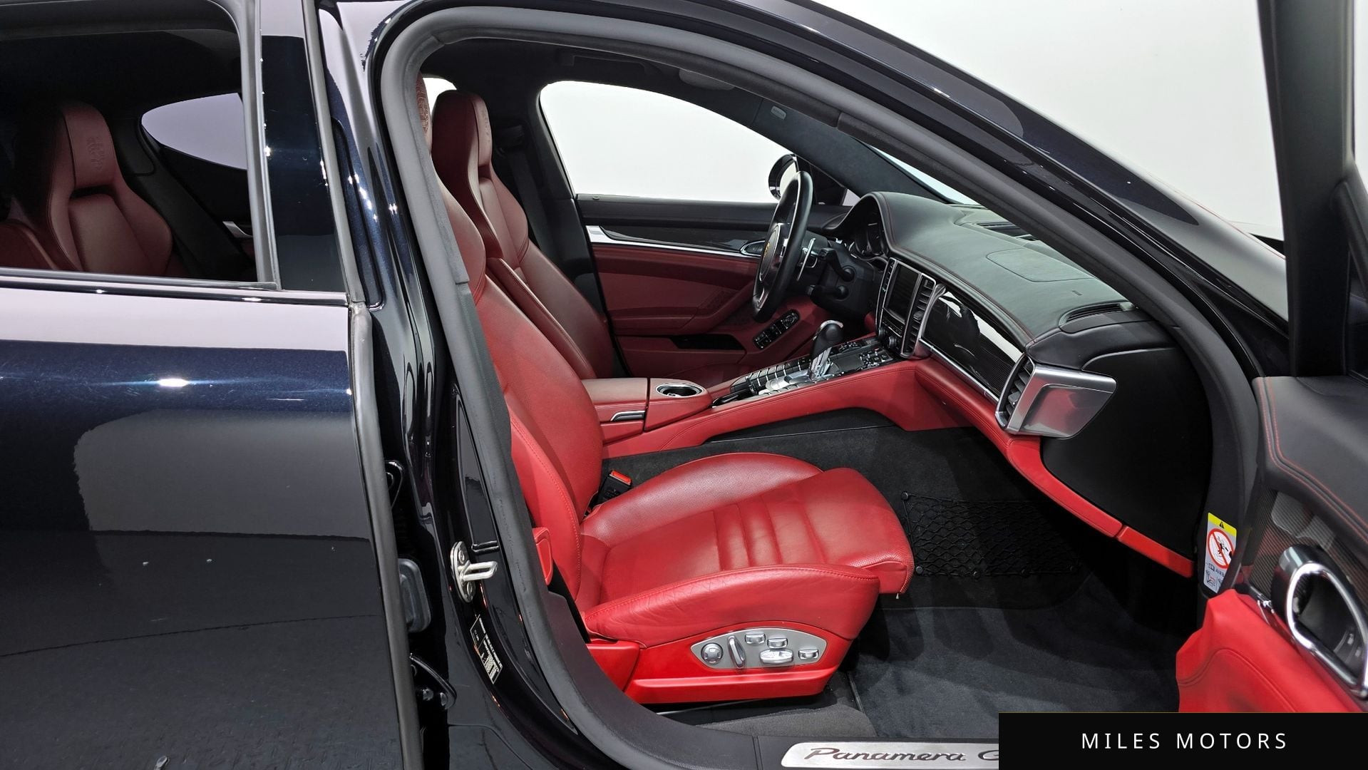 Porsche Panamera 2016 — миниатюра 11