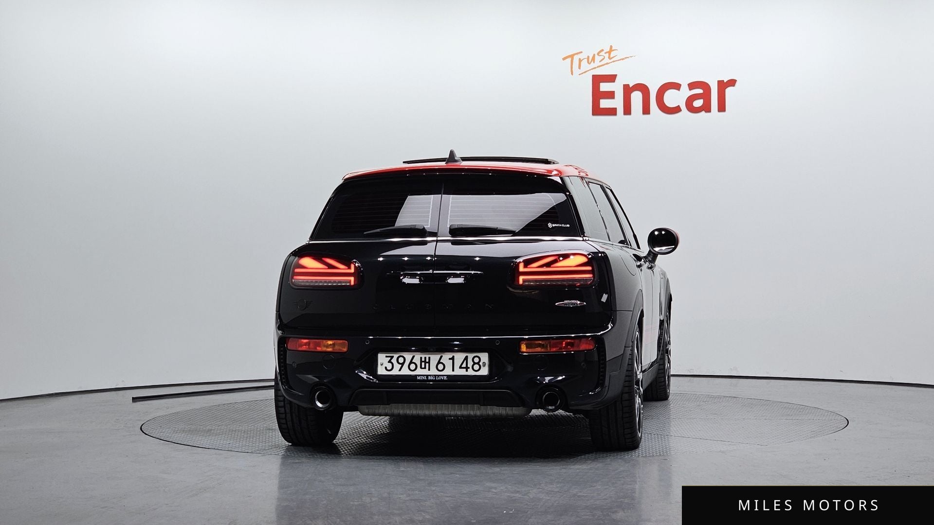 MINI 쿠퍼 S 클럽맨 2023 — миниатюра 4