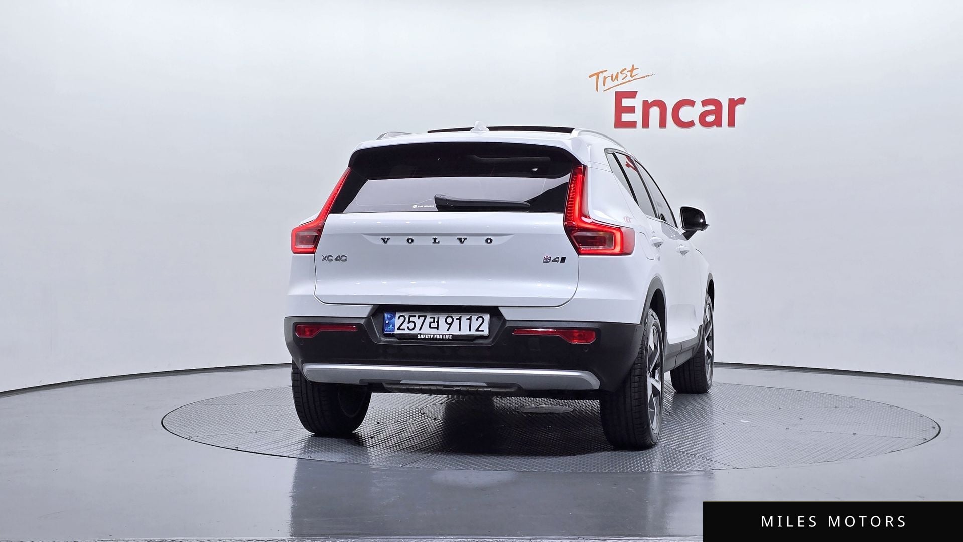Volvo XC40 2024 — миниатюра 4